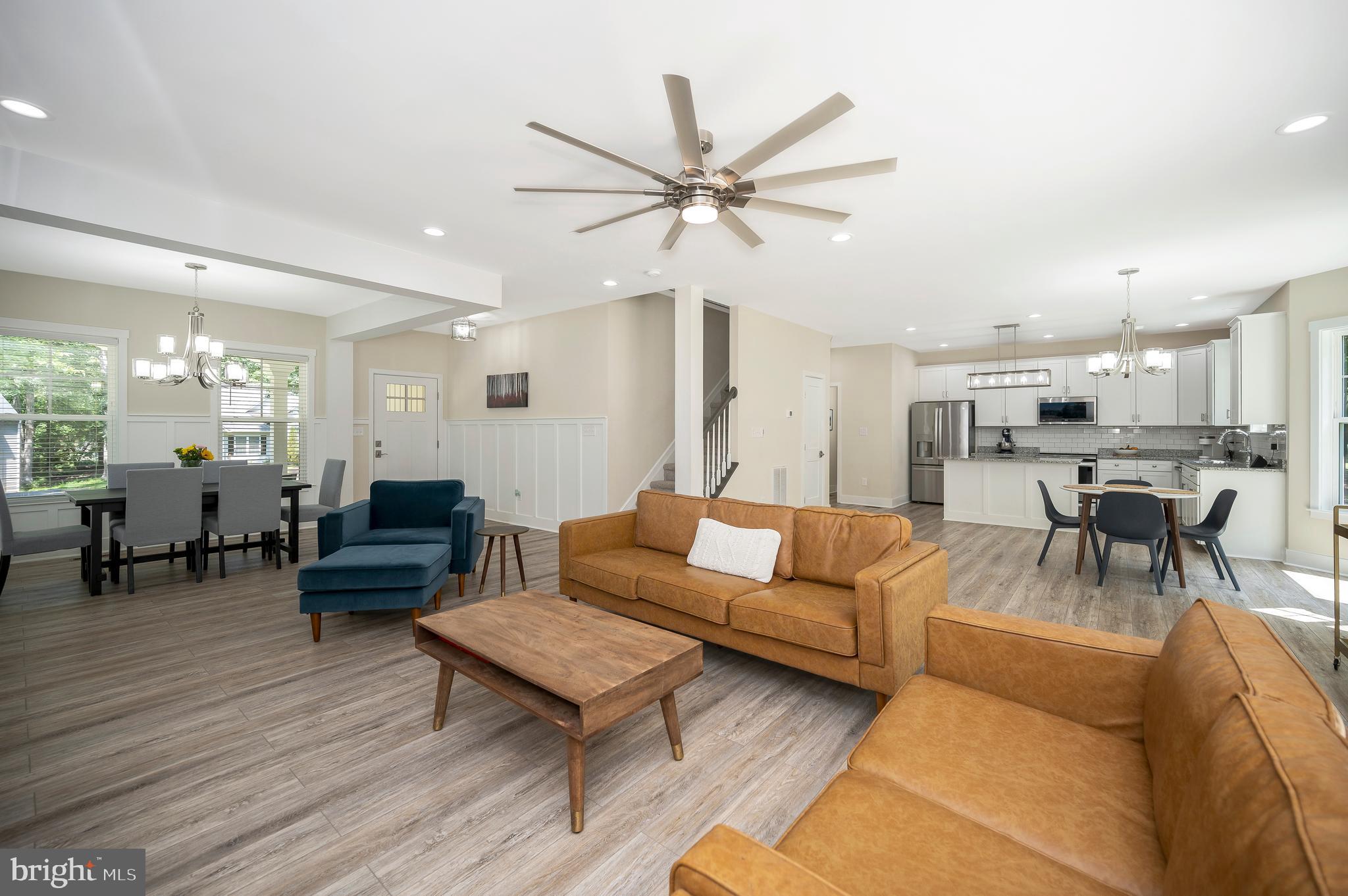 LAKE OF THE WOODS - Residential Lease