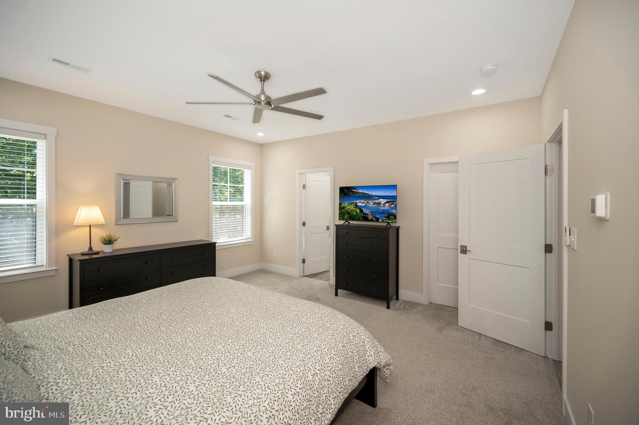 LAKE OF THE WOODS - Residential Lease