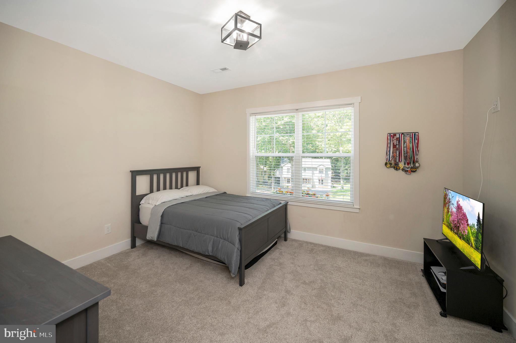 LAKE OF THE WOODS - Residential Lease