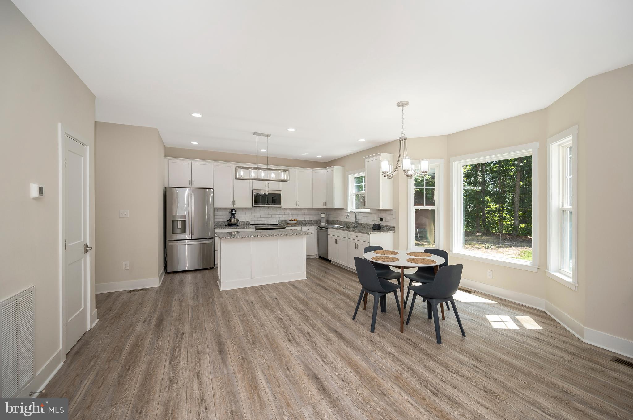 LAKE OF THE WOODS - Residential Lease