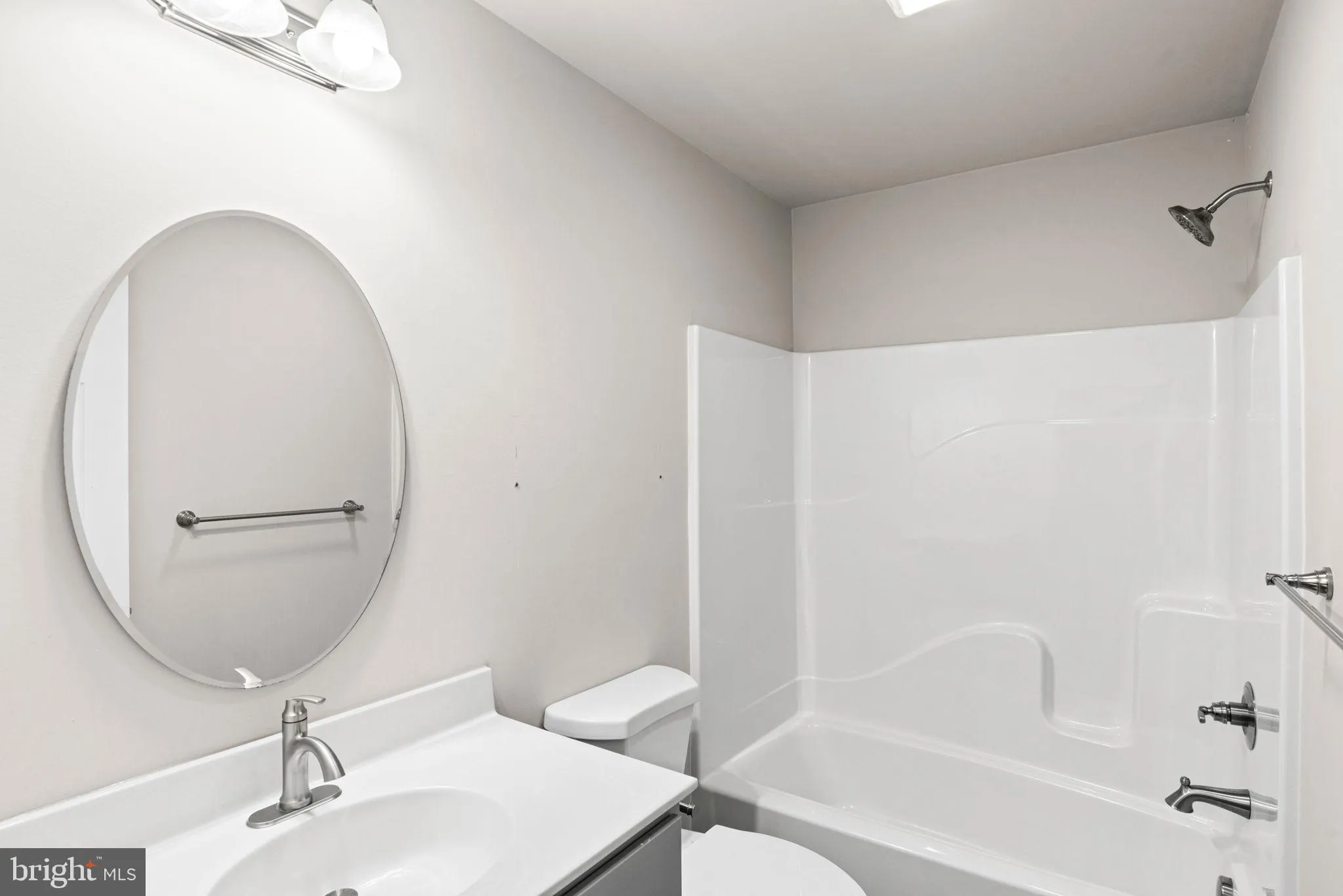 Ephrata, Pennsylvania 17522, United States, 3 Bedrooms Bedrooms, ,3 BathroomsBathrooms,Residential,Active,128102