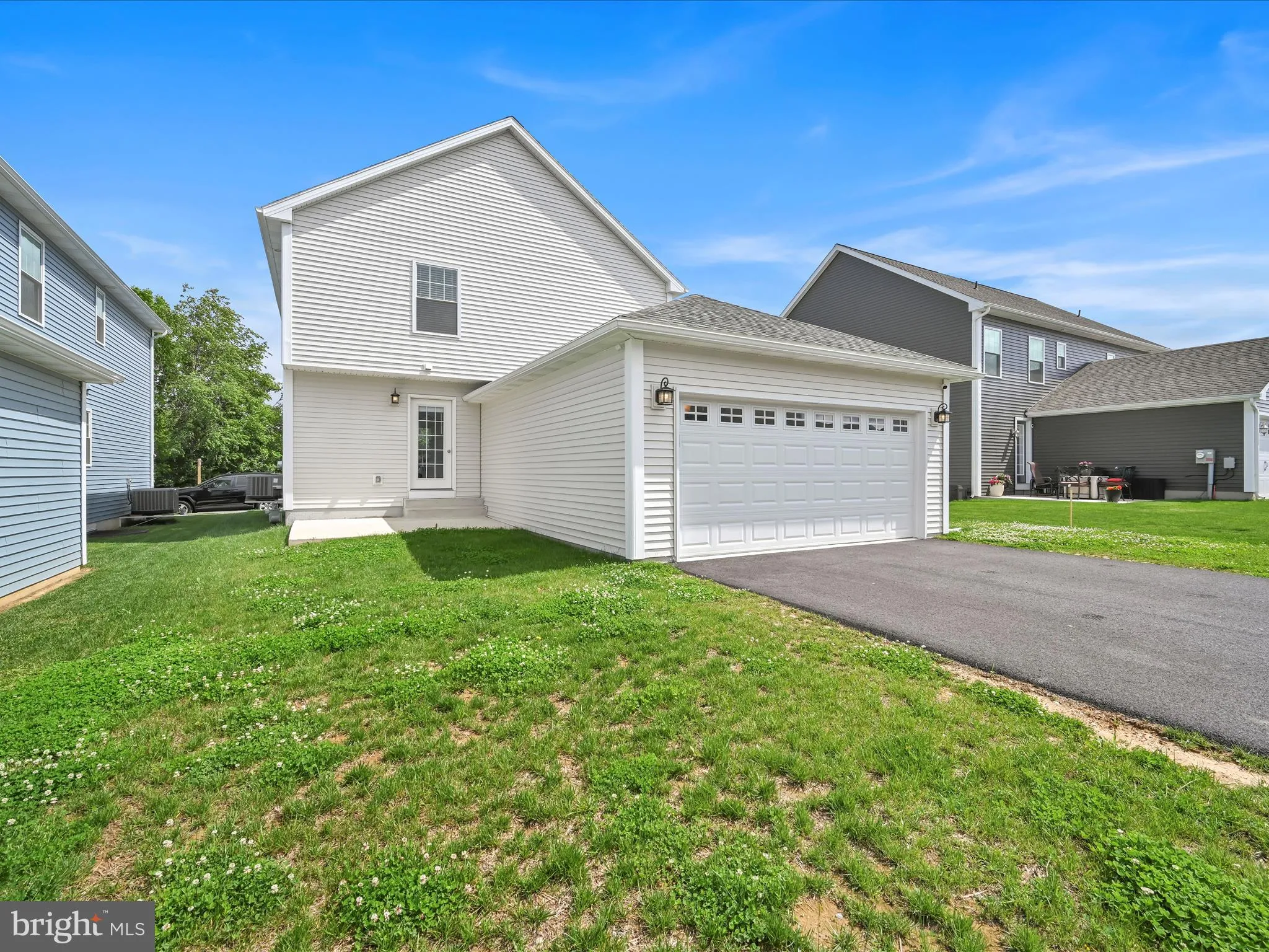 Ephrata, Pennsylvania 17522, United States, 3 Bedrooms Bedrooms, ,3 BathroomsBathrooms,Residential,Active,128102