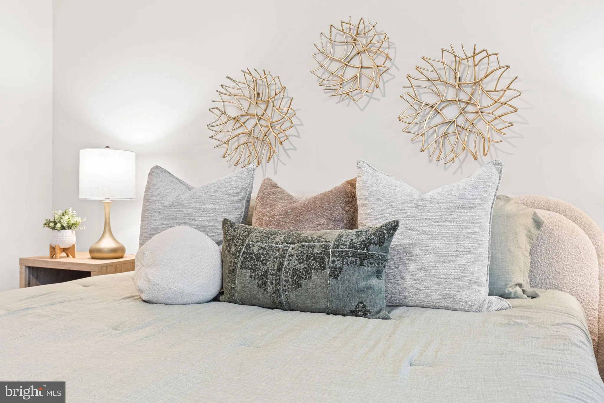 Ephrata, Pennsylvania 17522, United States, 3 Bedrooms Bedrooms, ,3 BathroomsBathrooms,Residential,Active,128102