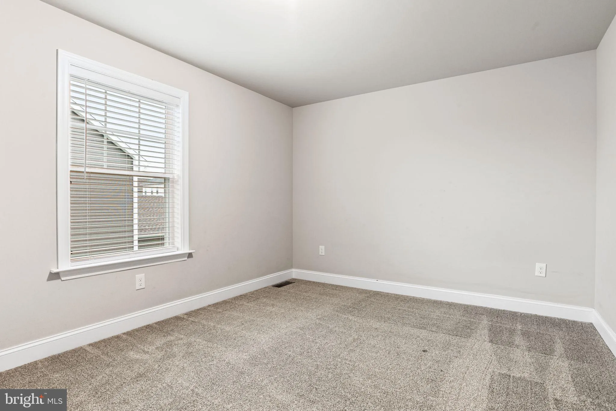 Ephrata, Pennsylvania 17522, United States, 3 Bedrooms Bedrooms, ,3 BathroomsBathrooms,Residential,Active,128102