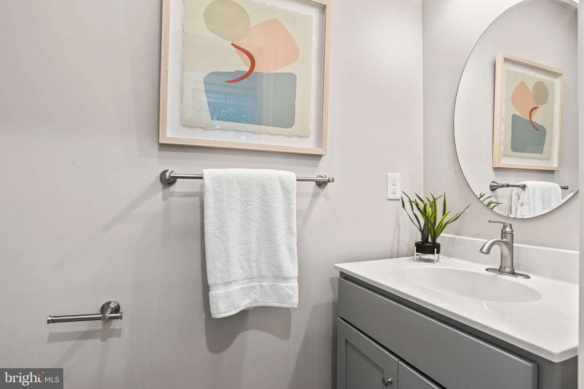 Ephrata, Pennsylvania 17522, United States, 3 Bedrooms Bedrooms, ,3 BathroomsBathrooms,Residential,Active,128102