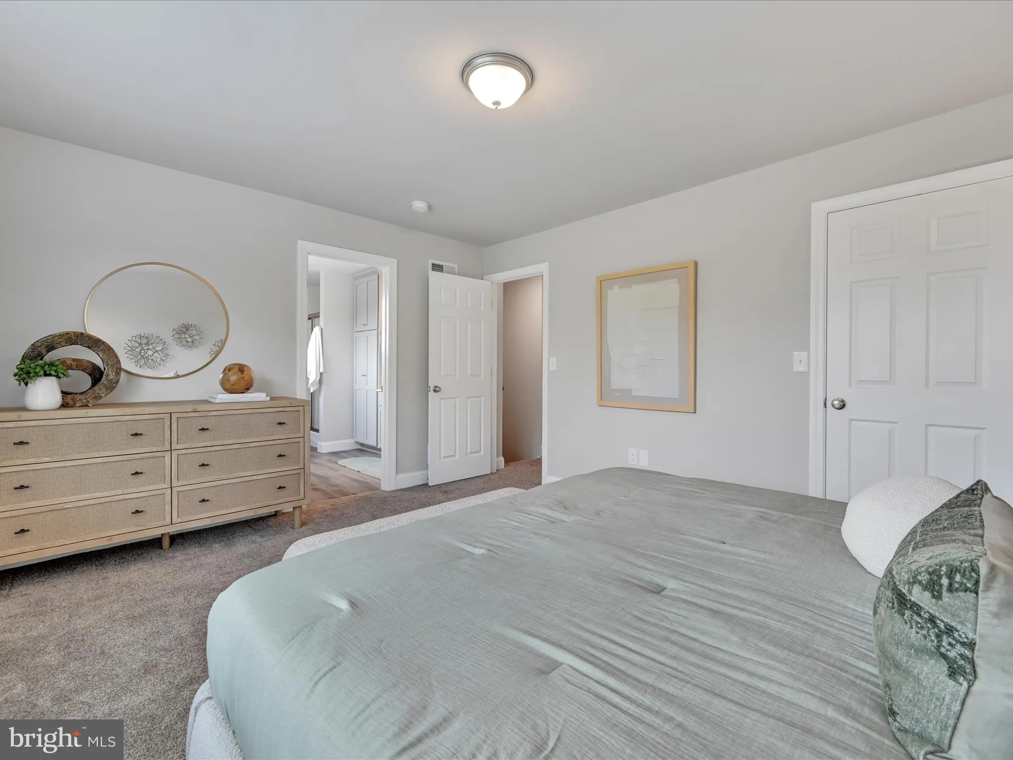 Ephrata, Pennsylvania 17522, United States, 3 Bedrooms Bedrooms, ,3 BathroomsBathrooms,Residential,Active,128102