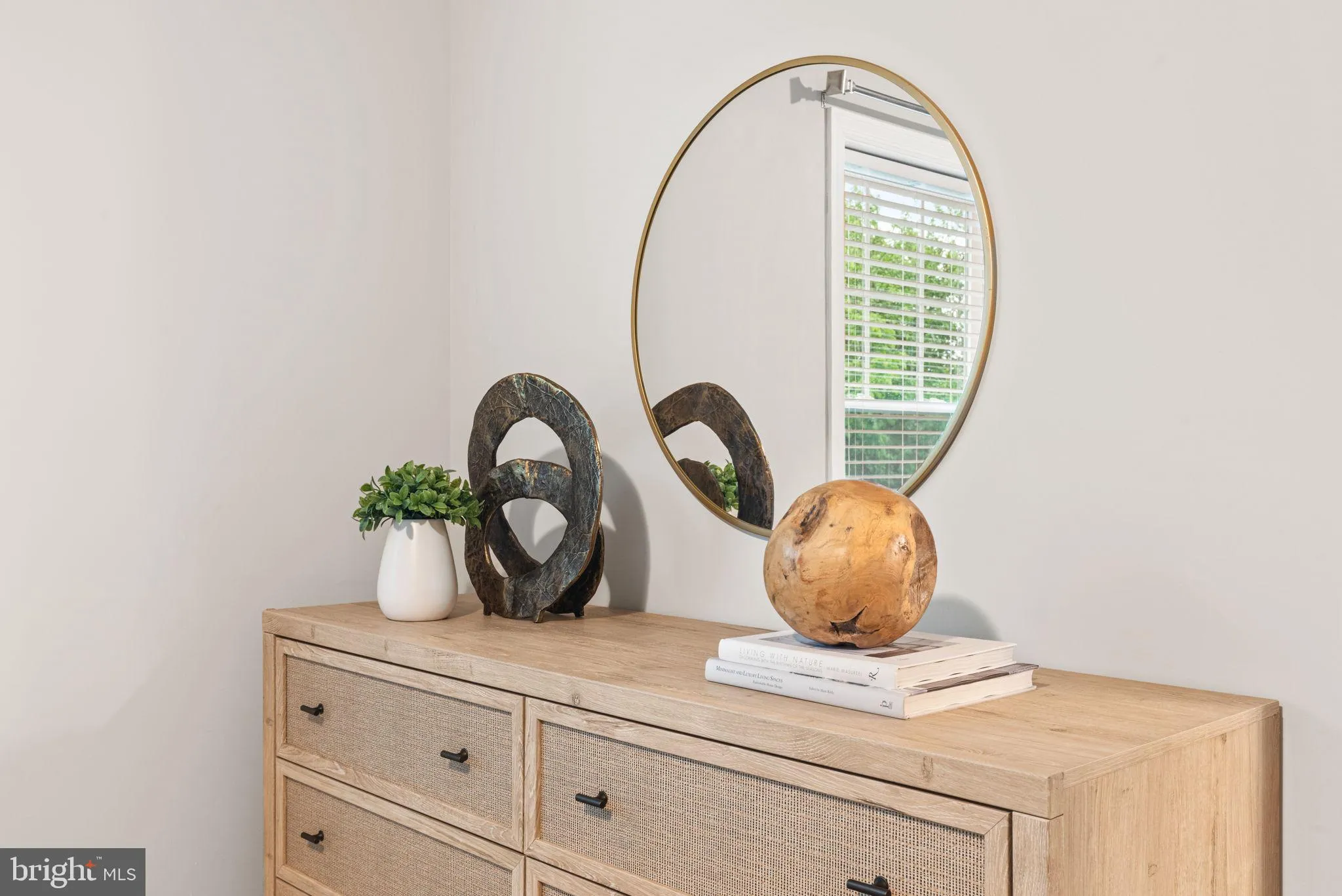 Ephrata, Pennsylvania 17522, United States, 3 Bedrooms Bedrooms, ,3 BathroomsBathrooms,Residential,Active,128102