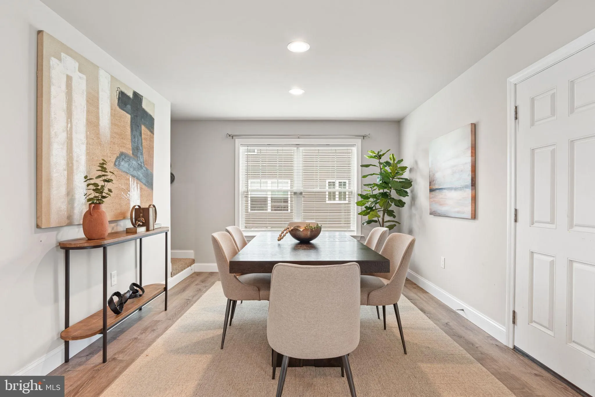 Ephrata, Pennsylvania 17522, United States, 3 Bedrooms Bedrooms, ,3 BathroomsBathrooms,Residential,Active,128102