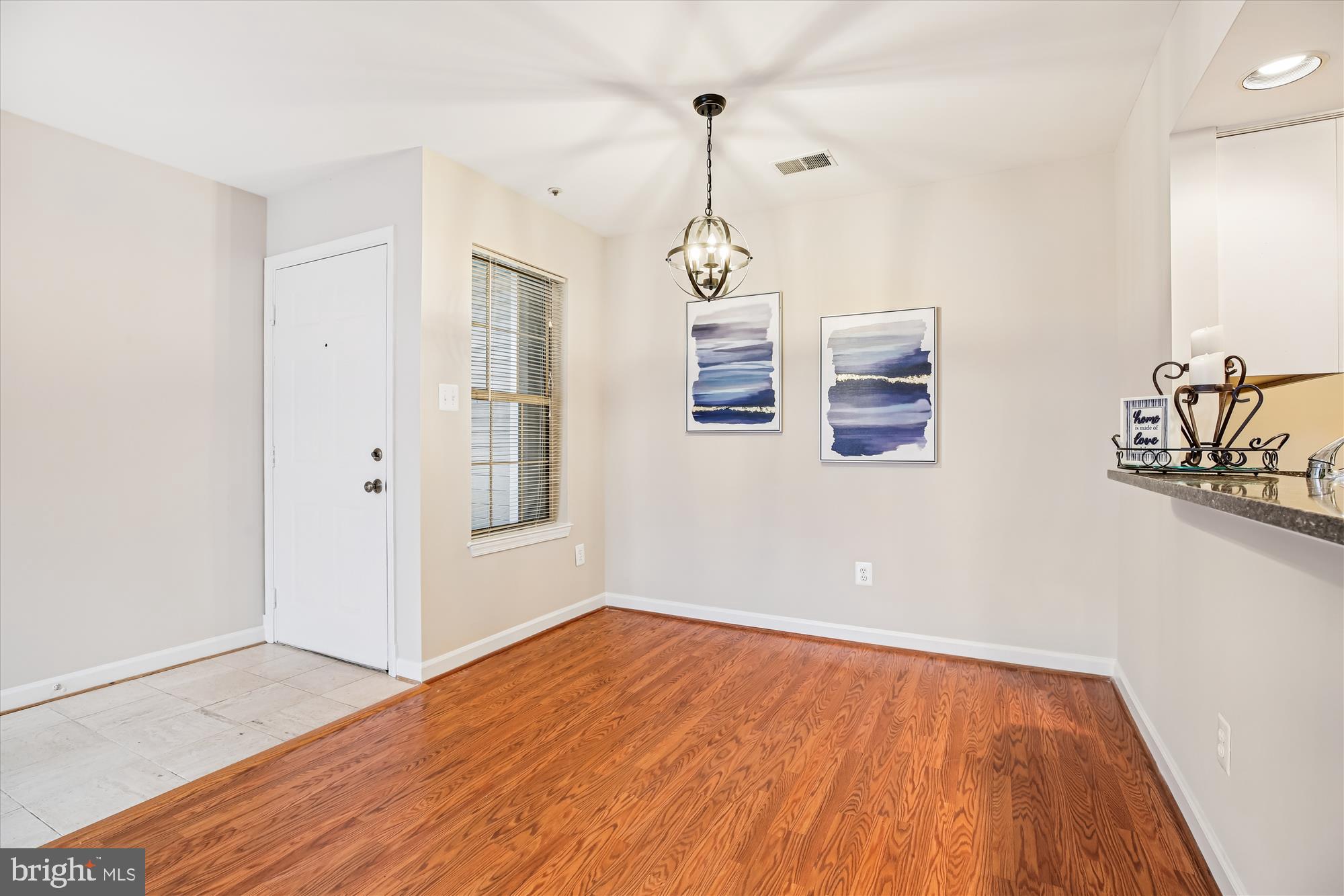 BENTLEY PLACE - Residential