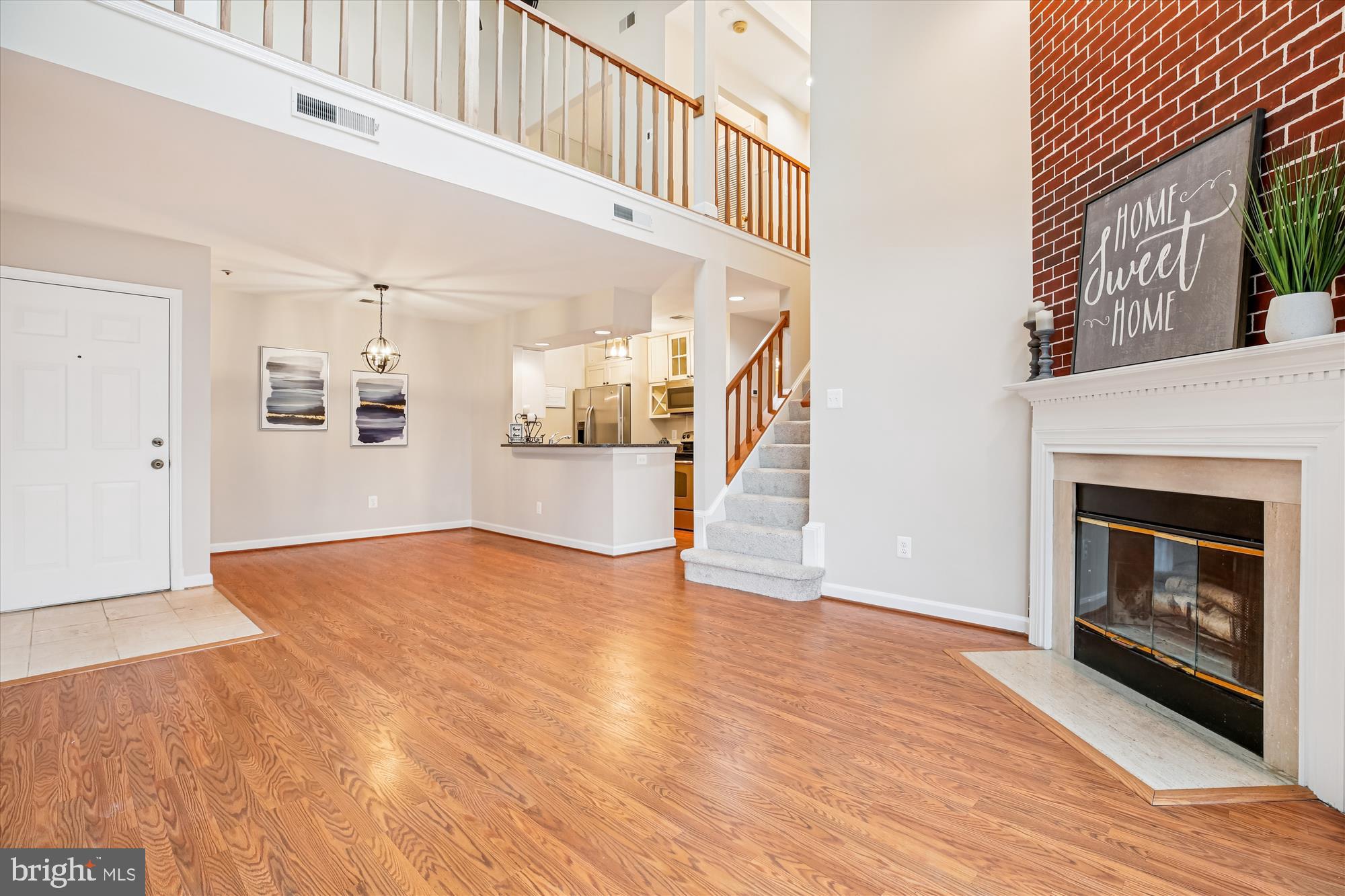 BENTLEY PLACE - Residential