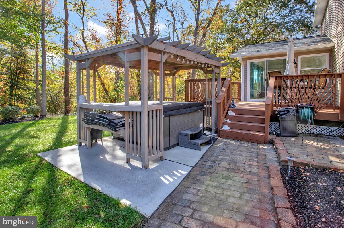 TUCKERS REACH - Residential