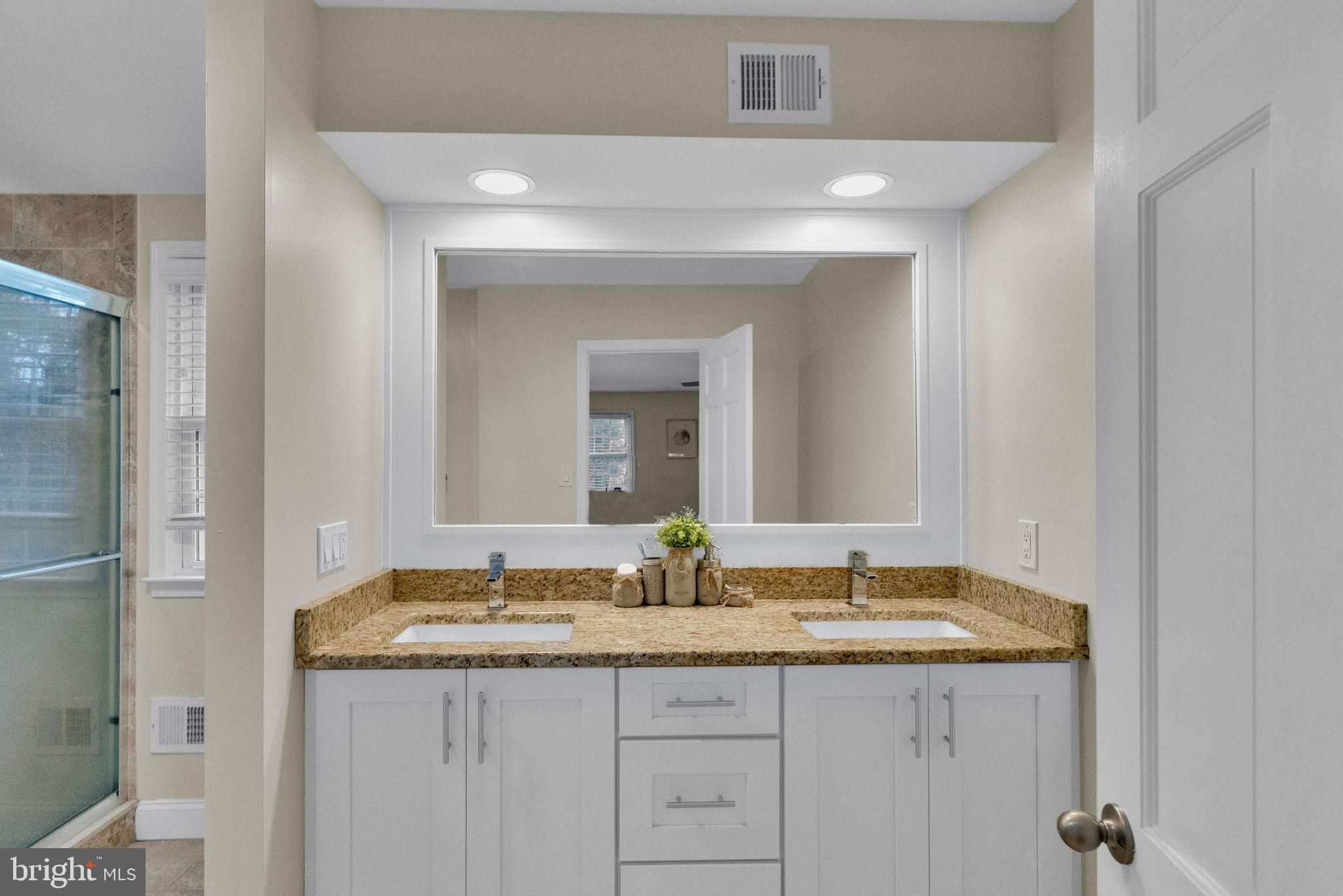 EDGEWOOD PARK - Residential