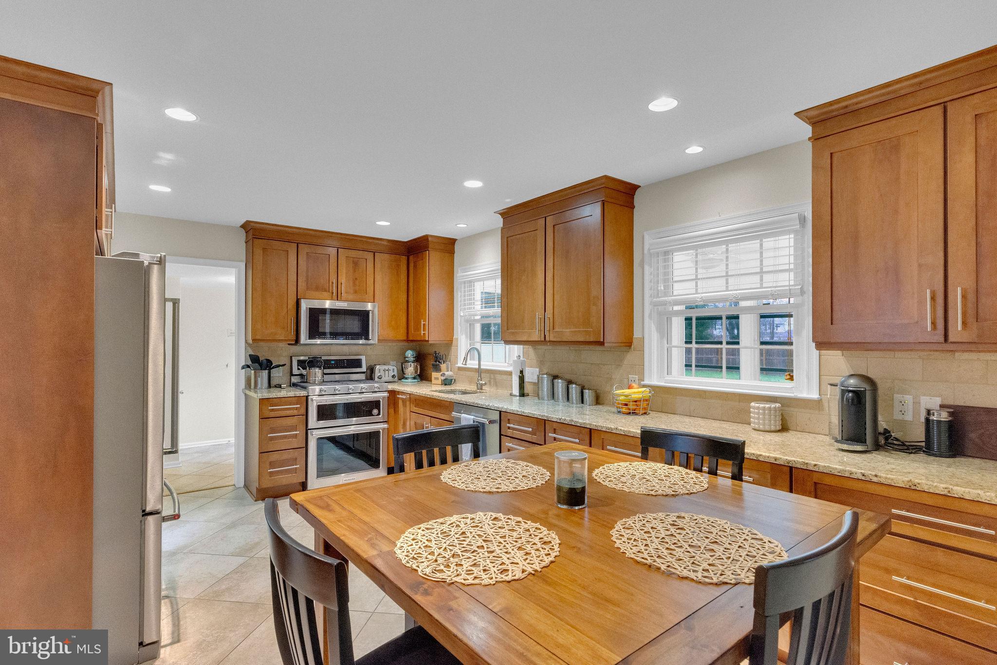 EDGEWOOD PARK - Residential