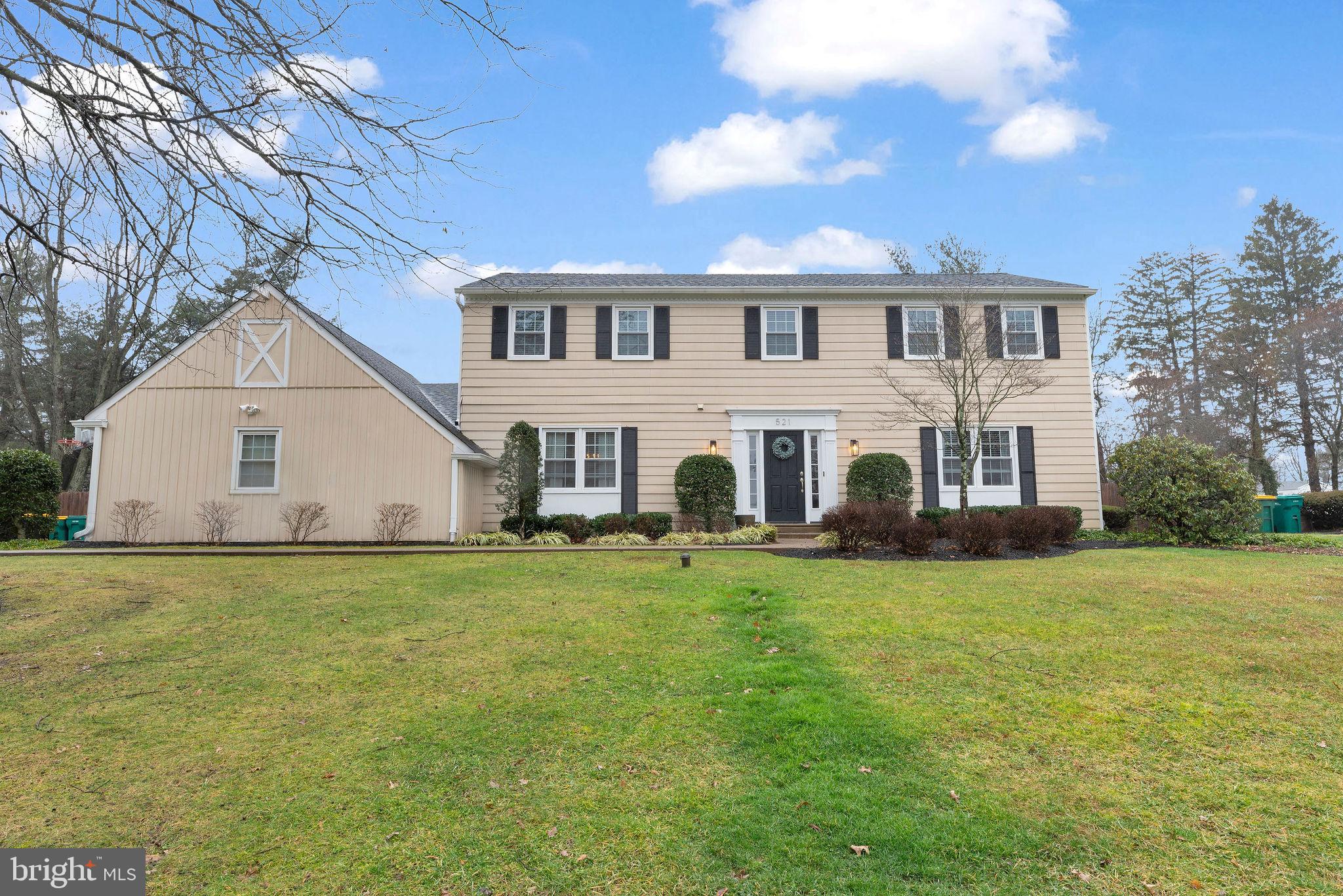 EDGEWOOD PARK - Residential
