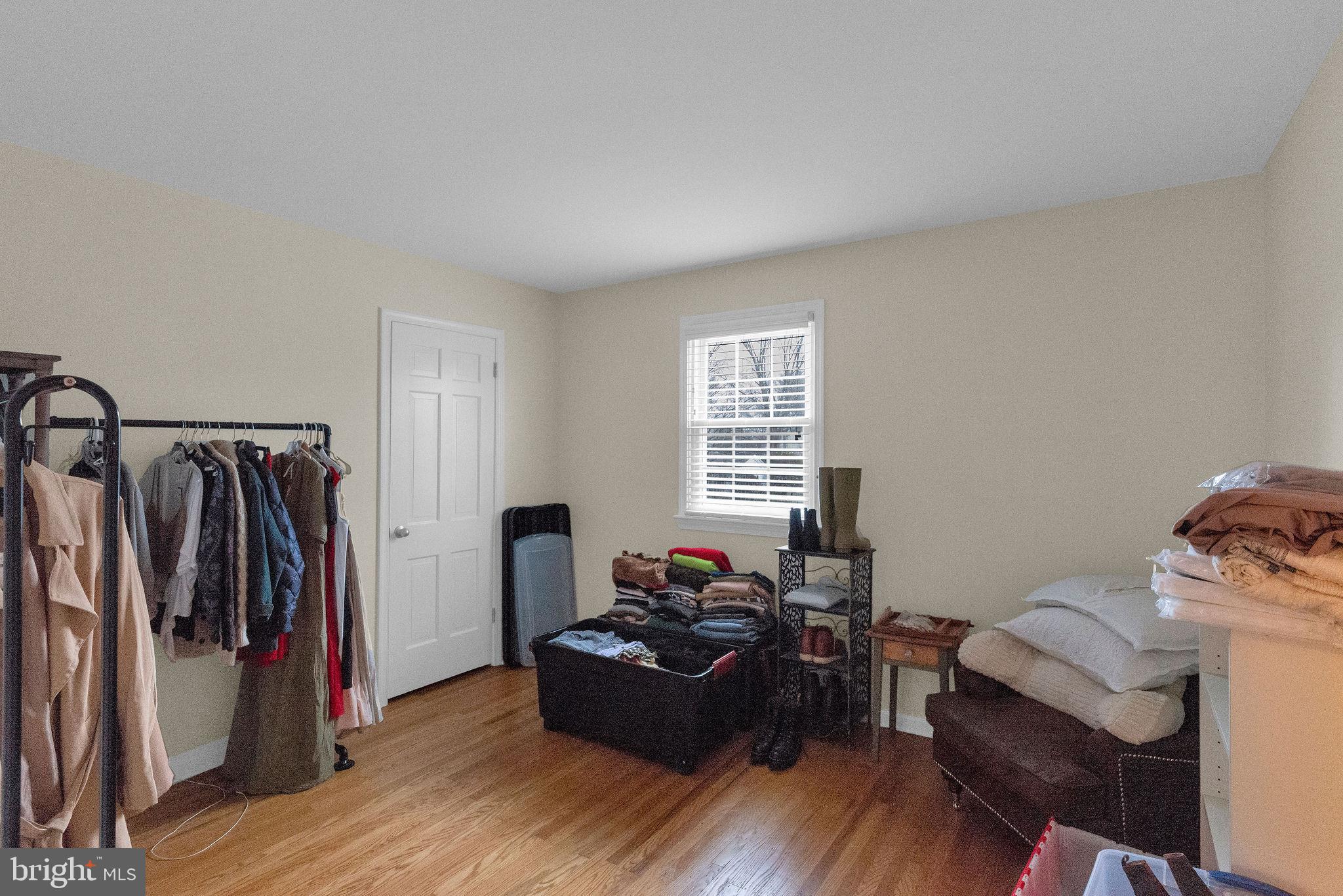 EDGEWOOD PARK - Residential