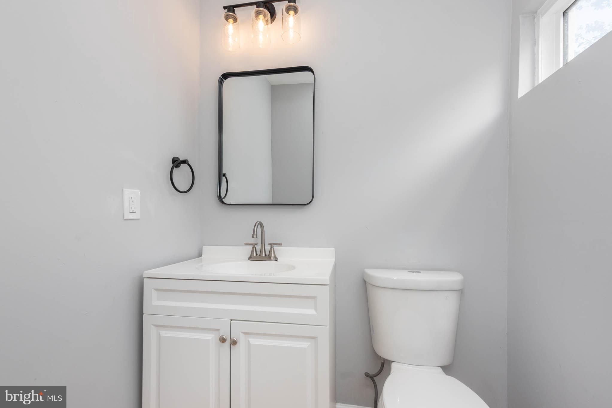 BROADWAY EAST - Residential