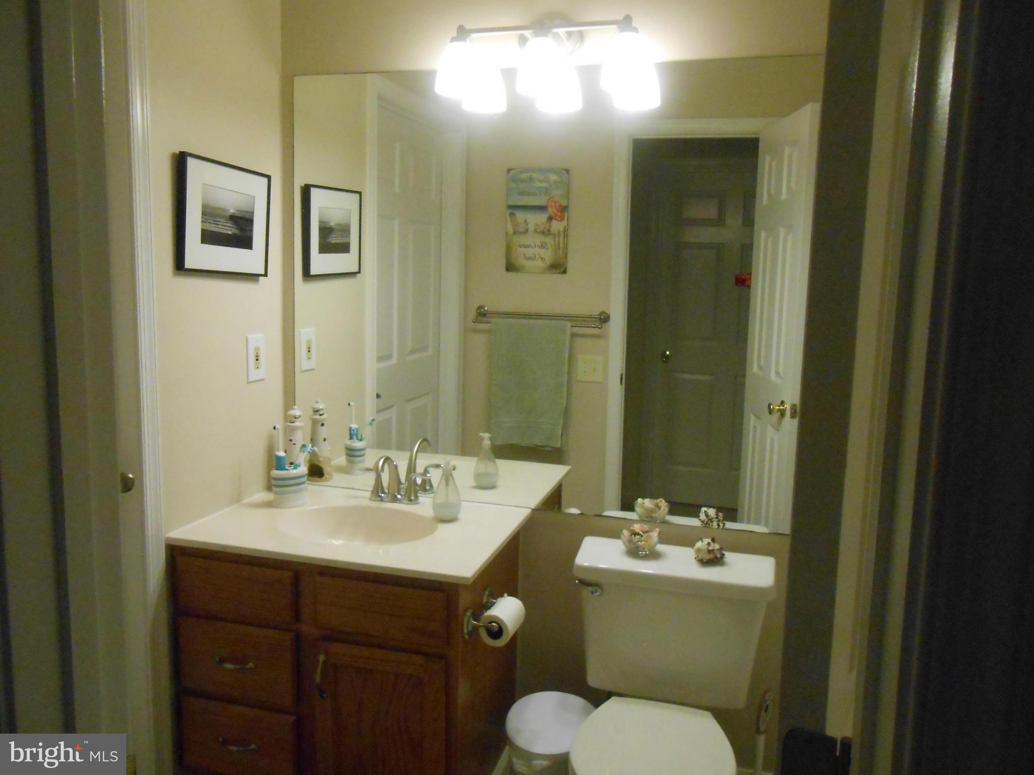 BULL RUN CONDO - Residential