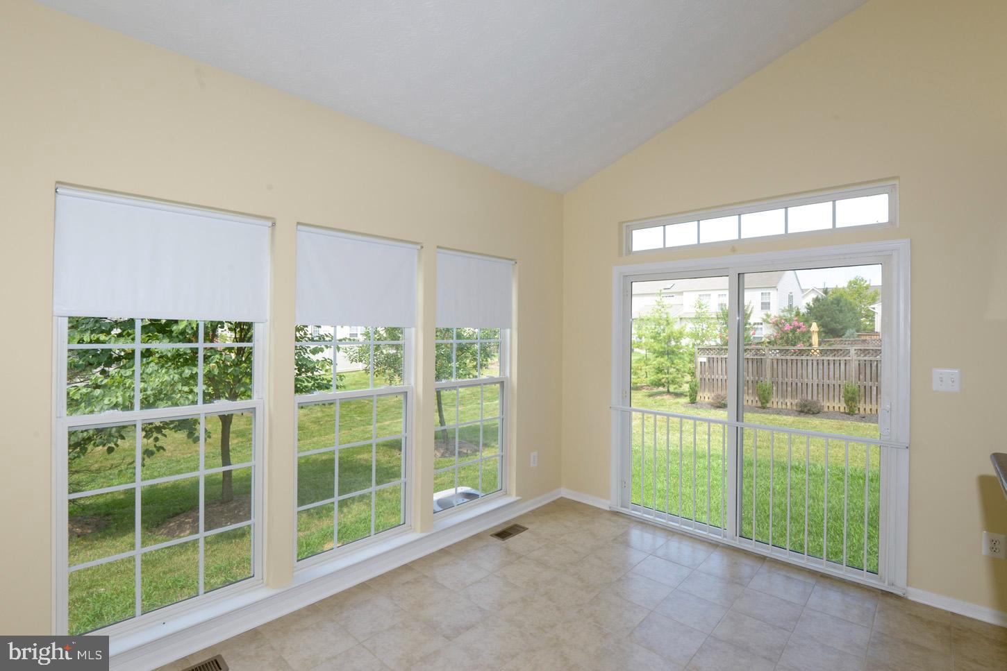 SEVEN OAKS - Residential Lease