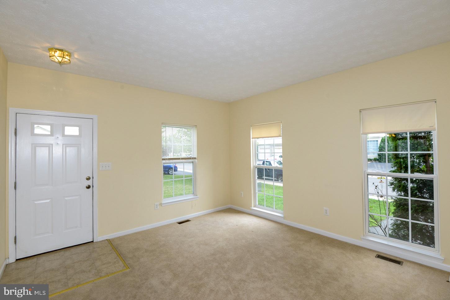 SEVEN OAKS - Residential Lease