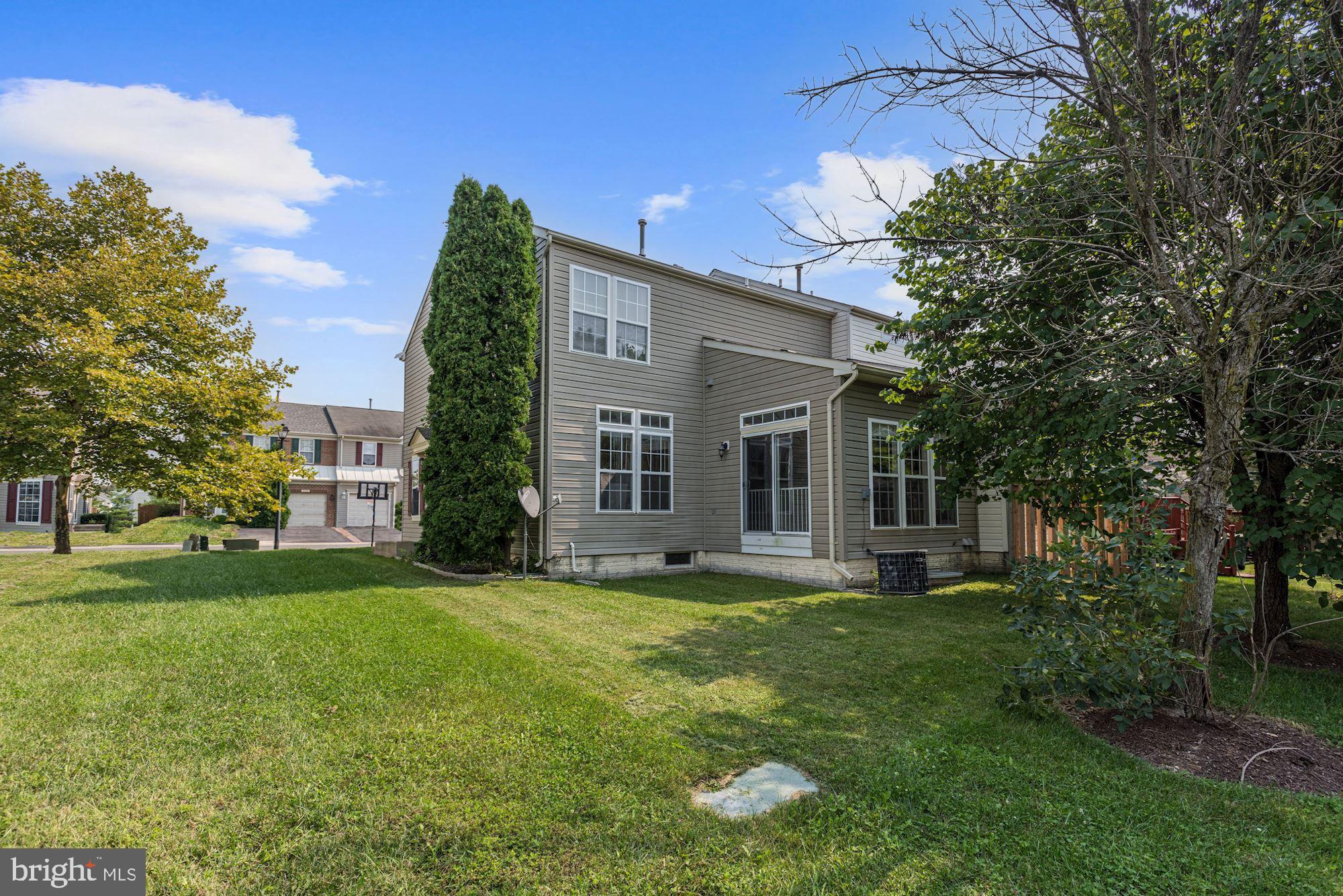 SEVEN OAKS - Residential Lease