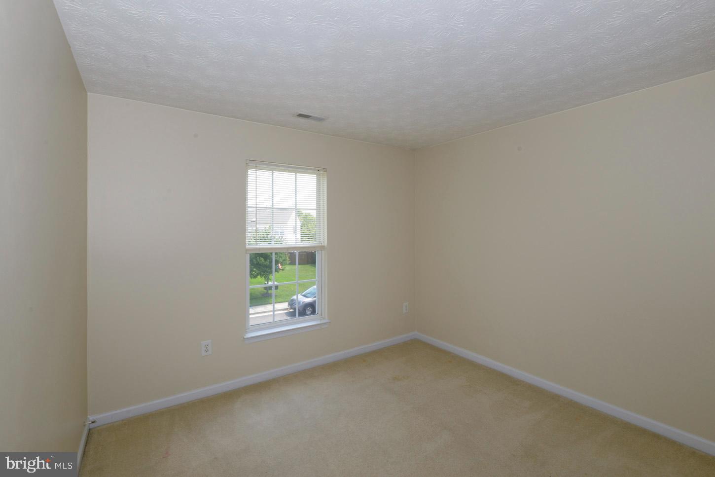 SEVEN OAKS - Residential Lease