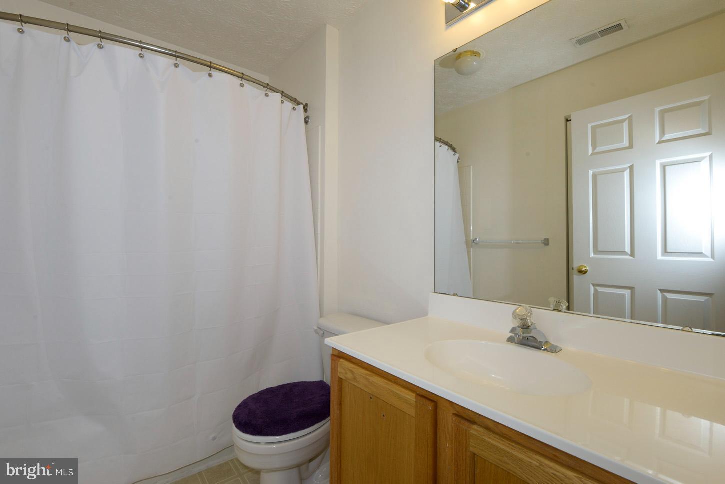 SEVEN OAKS - Residential Lease