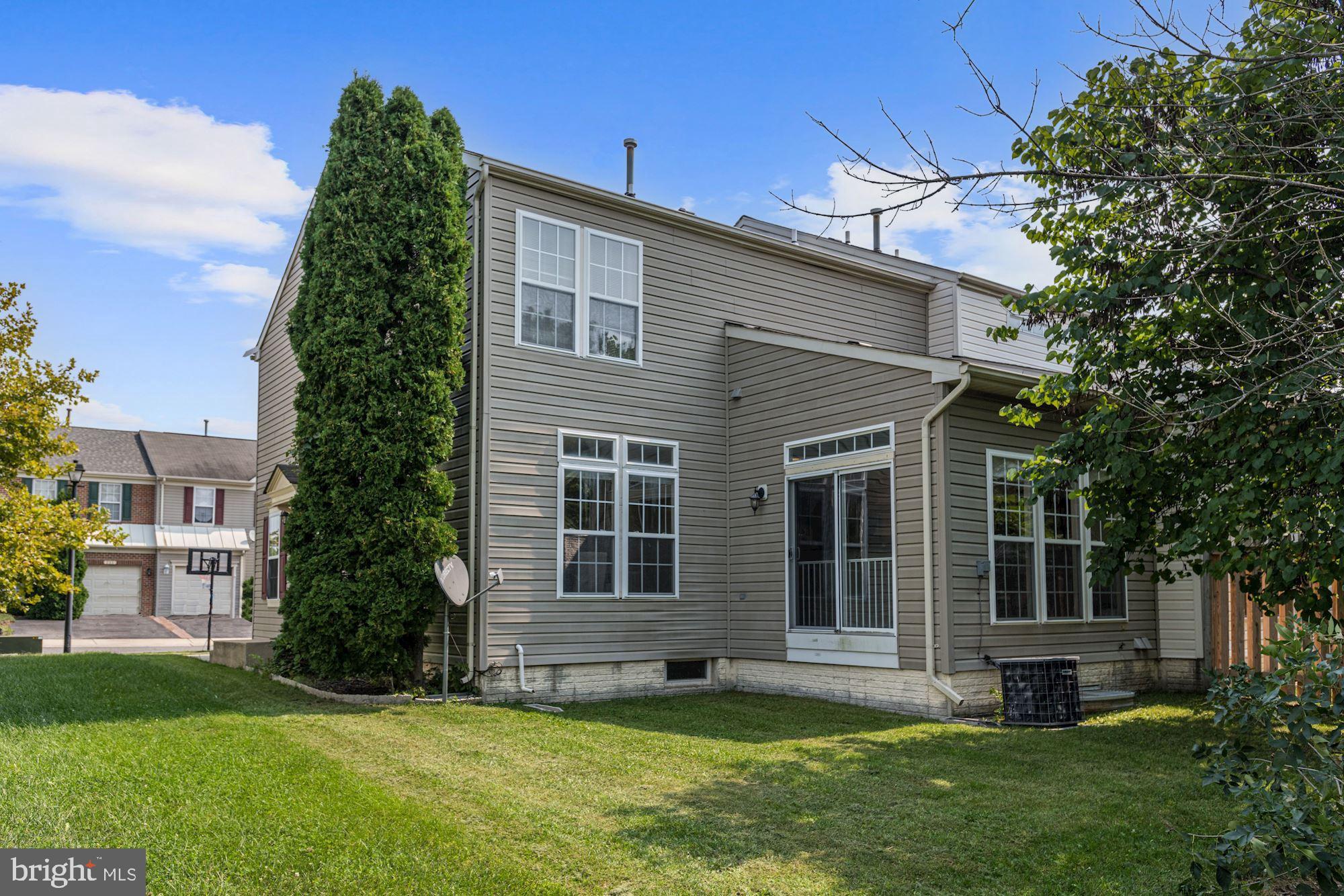 SEVEN OAKS - Residential Lease