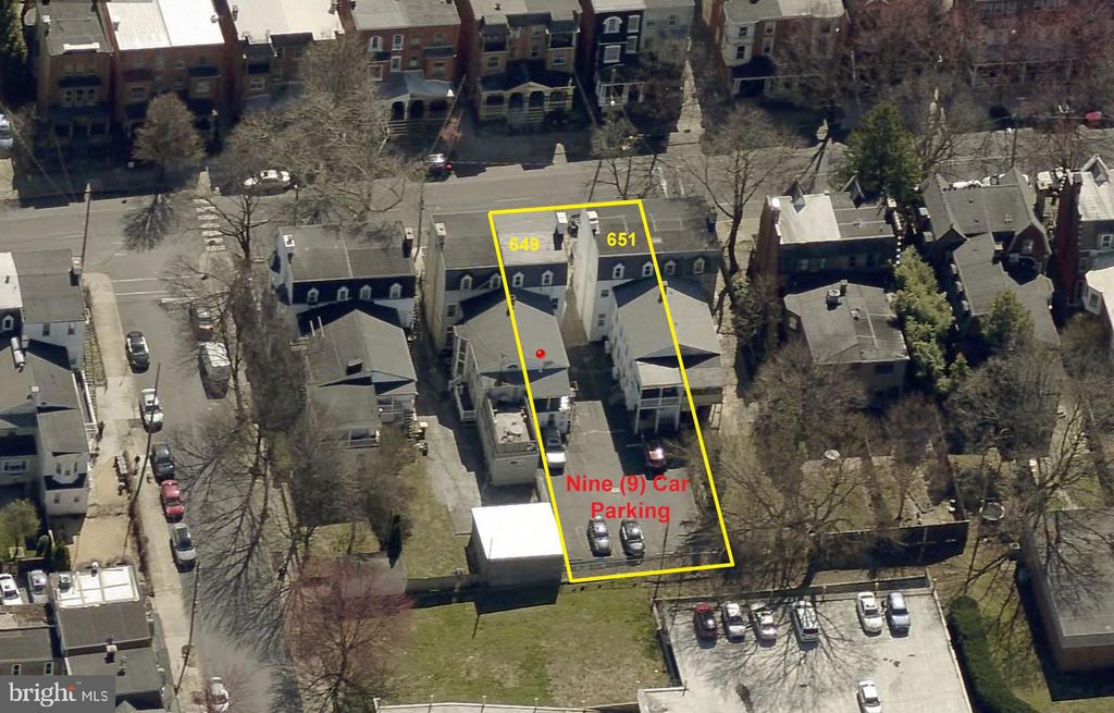 Photo of 649 W Chestnut Street, LANCASTER, PA 17603 (MLS # PALA2077654)
