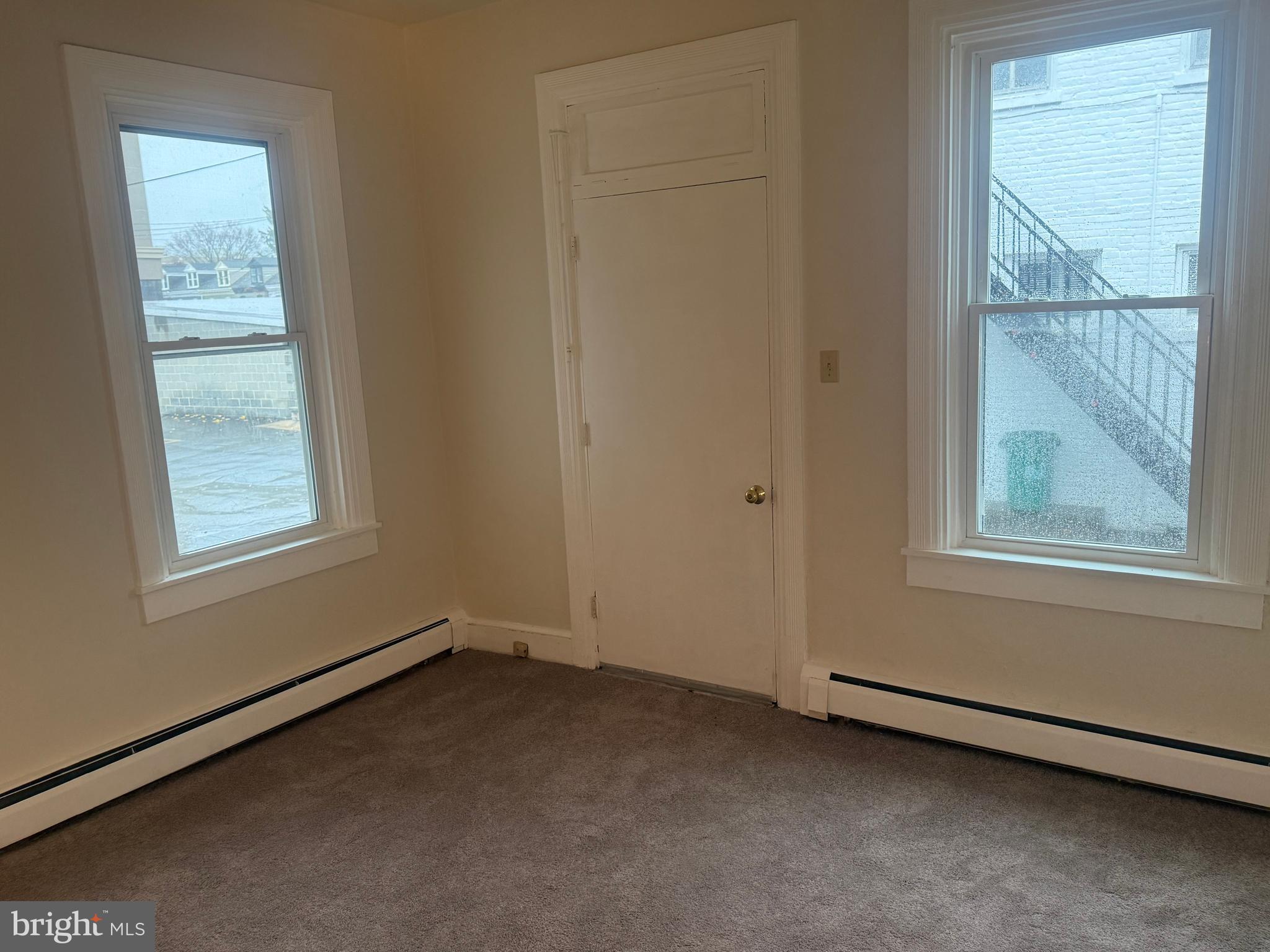 CHESTNUT HILL - Commercial Sale