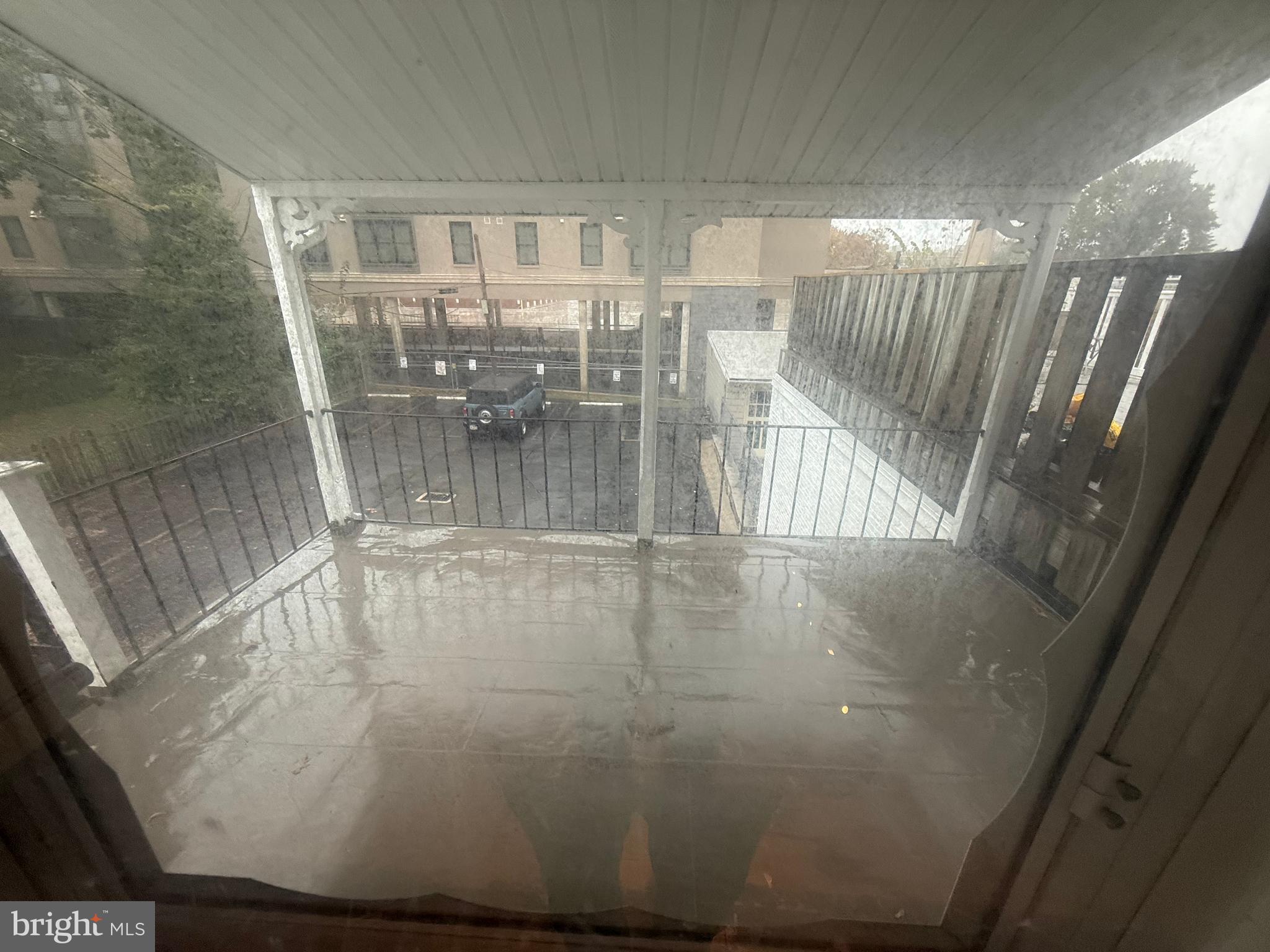 CHESTNUT HILL - Commercial Sale