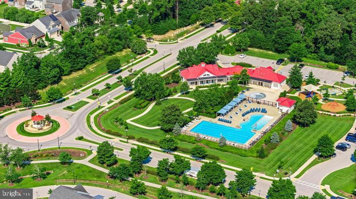 CREEKSIDE VILLAGE - Residential