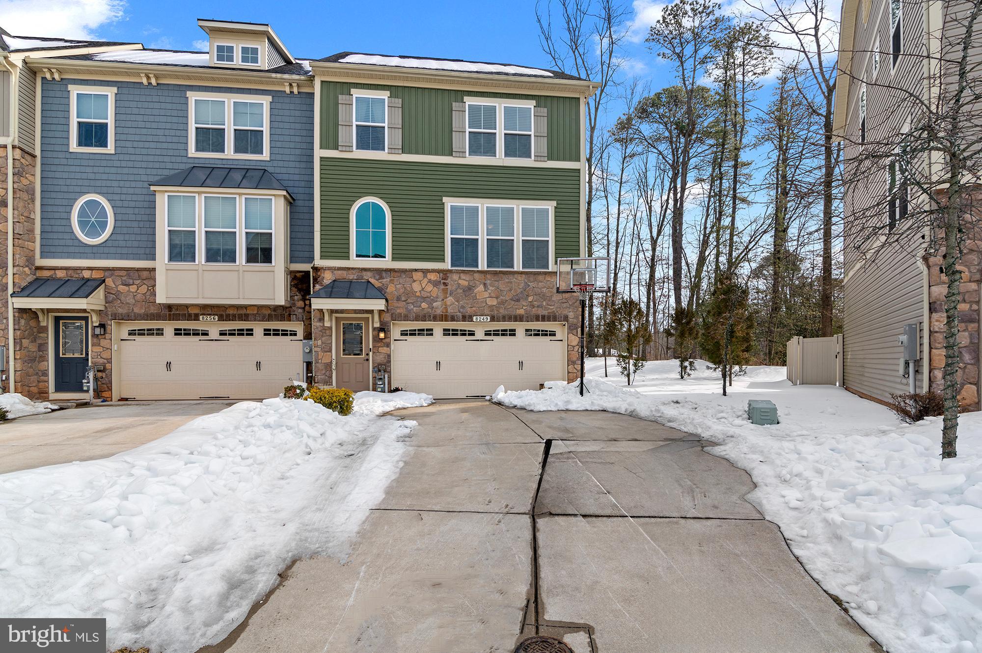 8249 HICKORY HOLLOW DRIVE