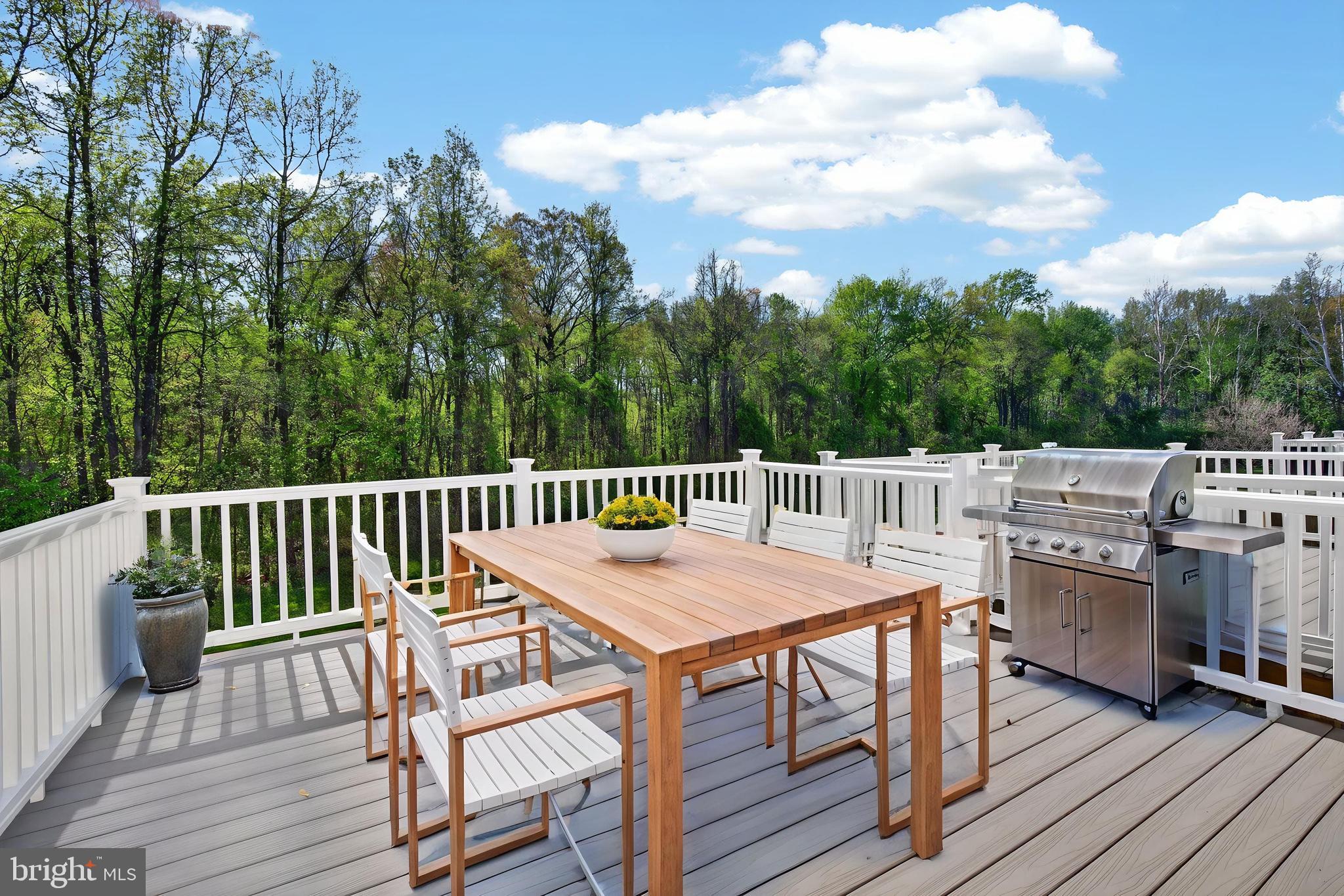 BROCK BRIDGE TOWNHOMES - Residential
