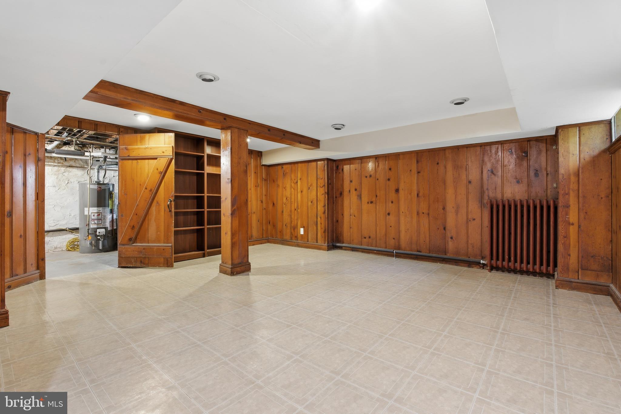 TEN HILLS - Residential