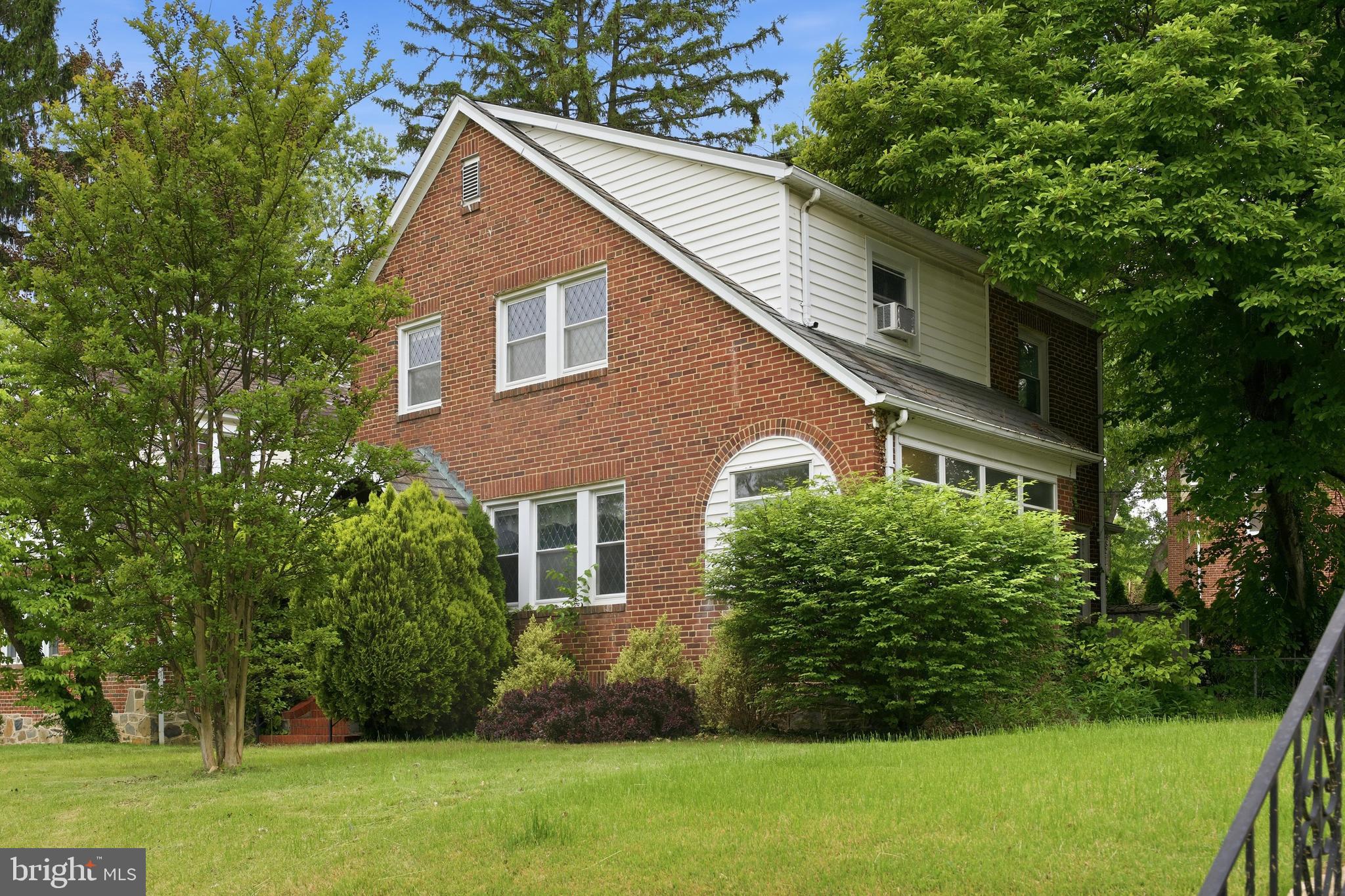 TEN HILLS - Residential
