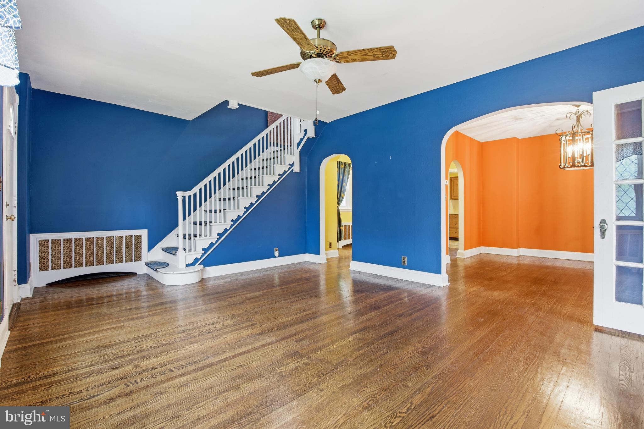 TEN HILLS - Residential