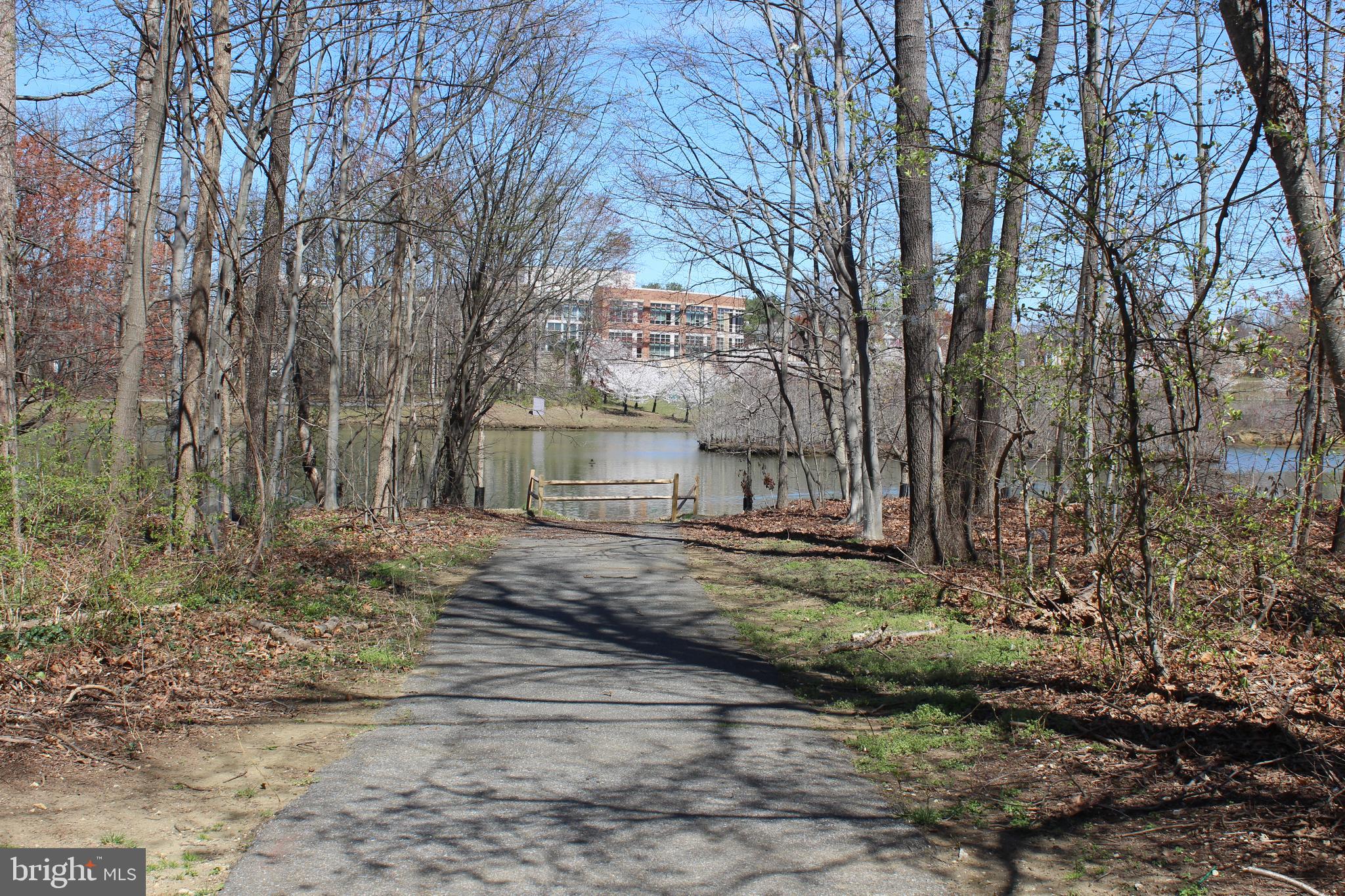 BOWIE TOWERS - Residential