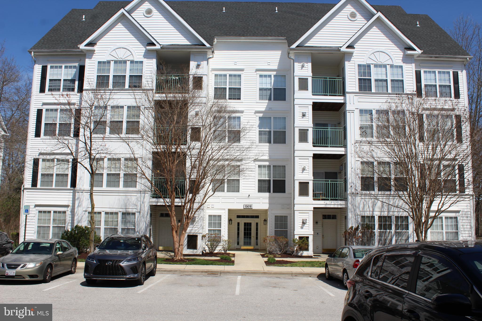 BOWIE TOWERS - Residential