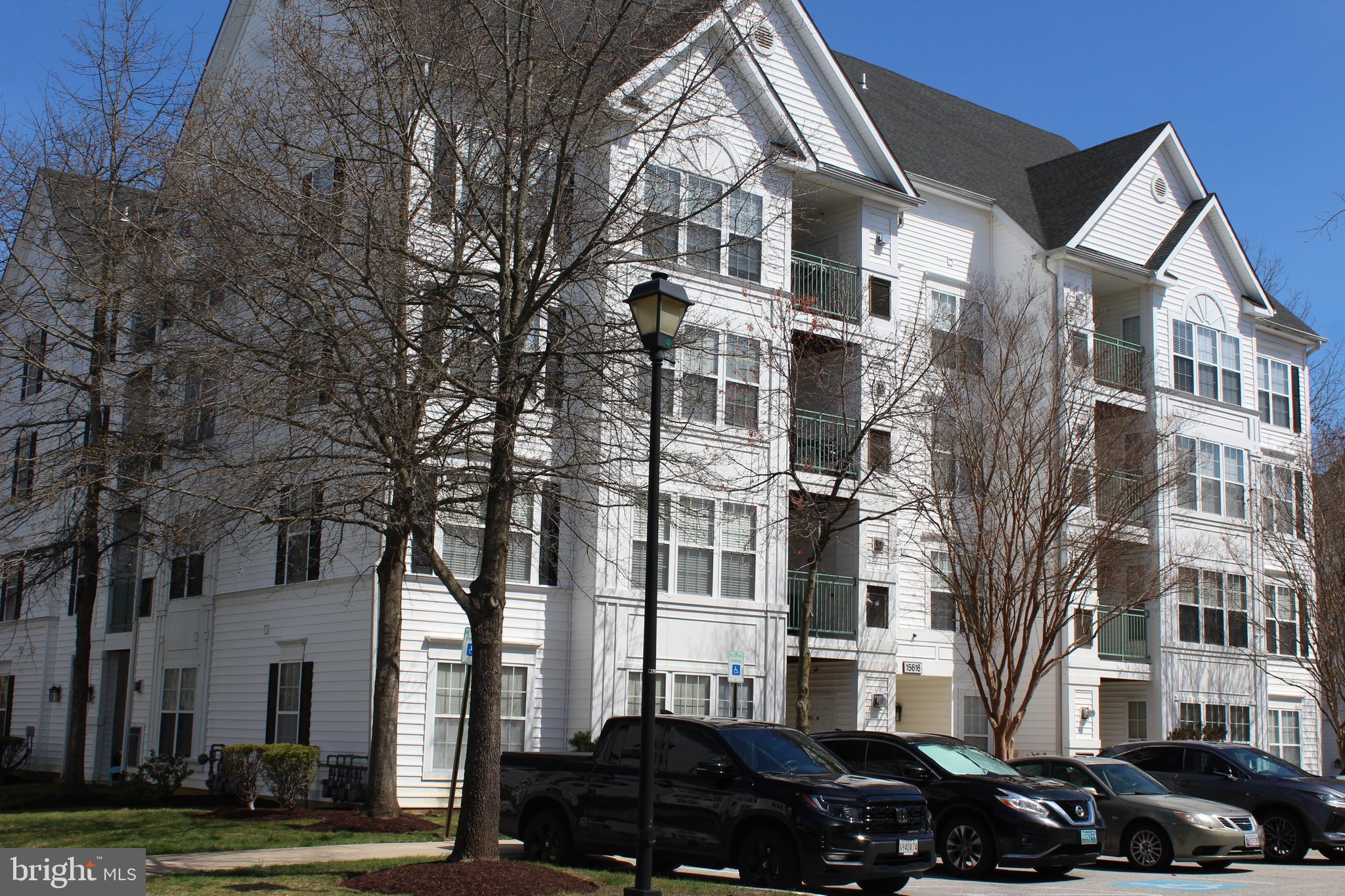 BOWIE TOWERS - Residential