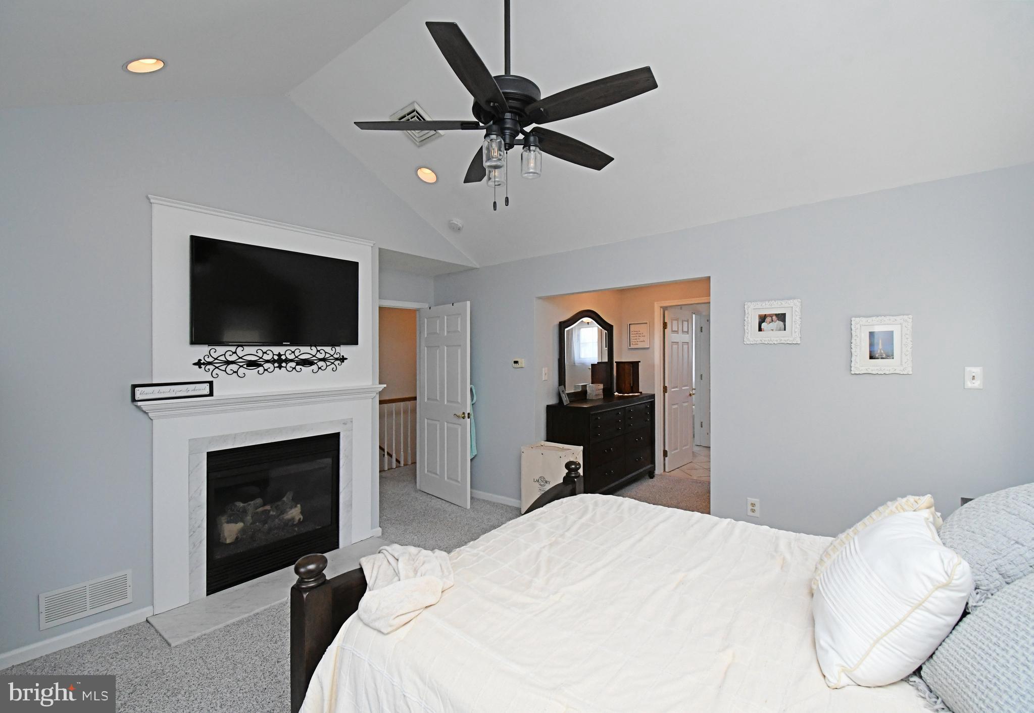 HOLLYWOOD - Residential