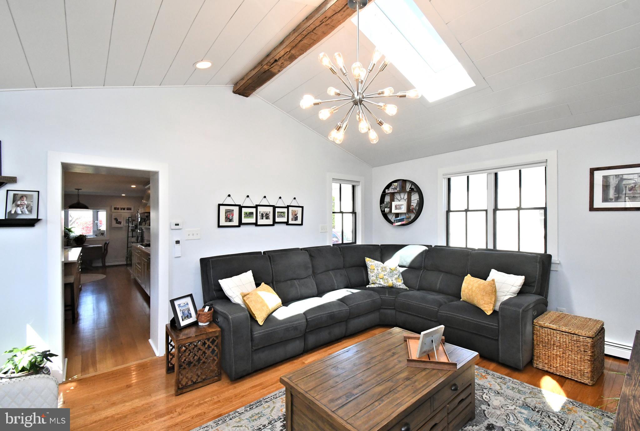 HOLLYWOOD - Residential