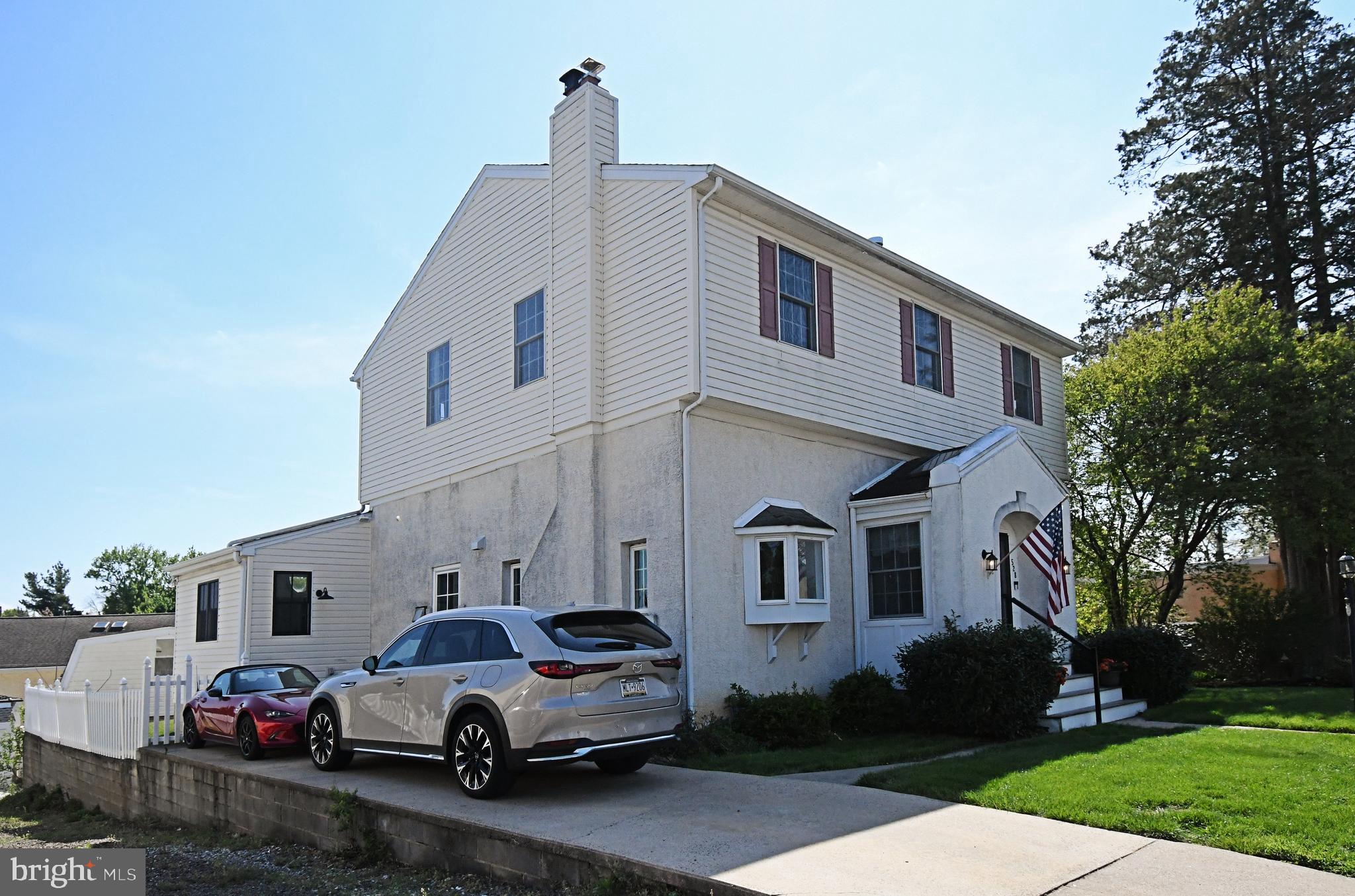 HOLLYWOOD - Residential