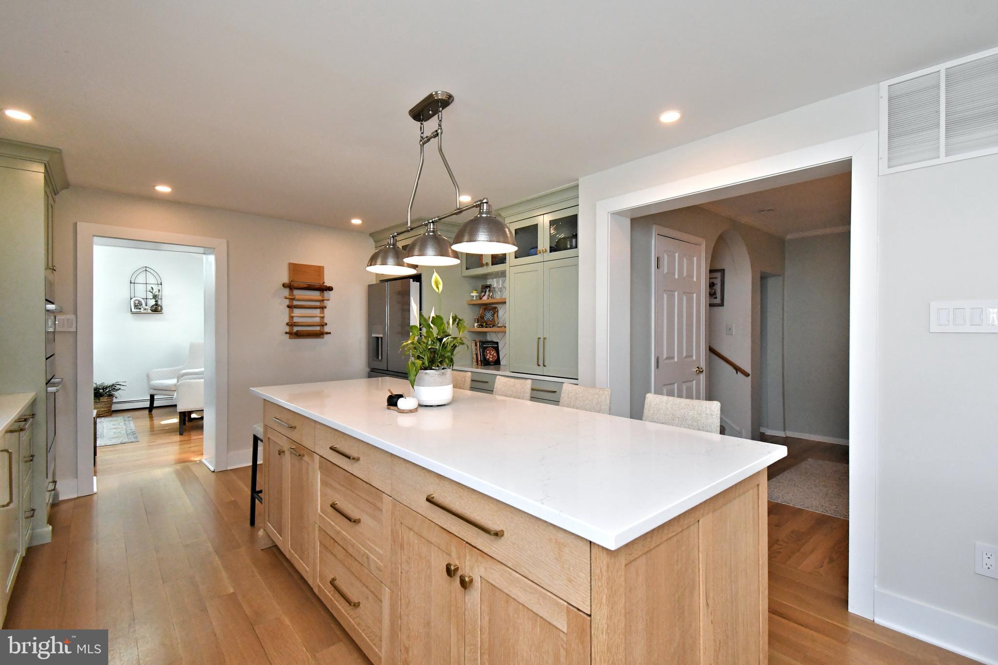 HOLLYWOOD - Residential