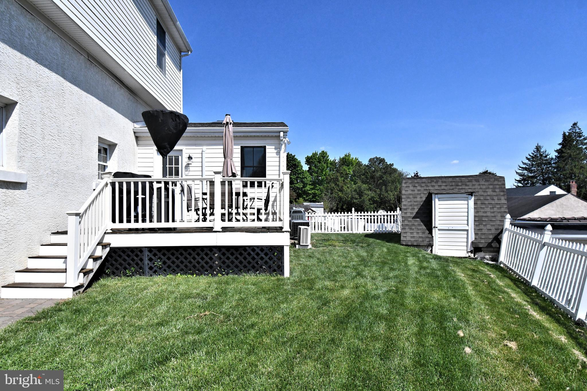 HOLLYWOOD - Residential