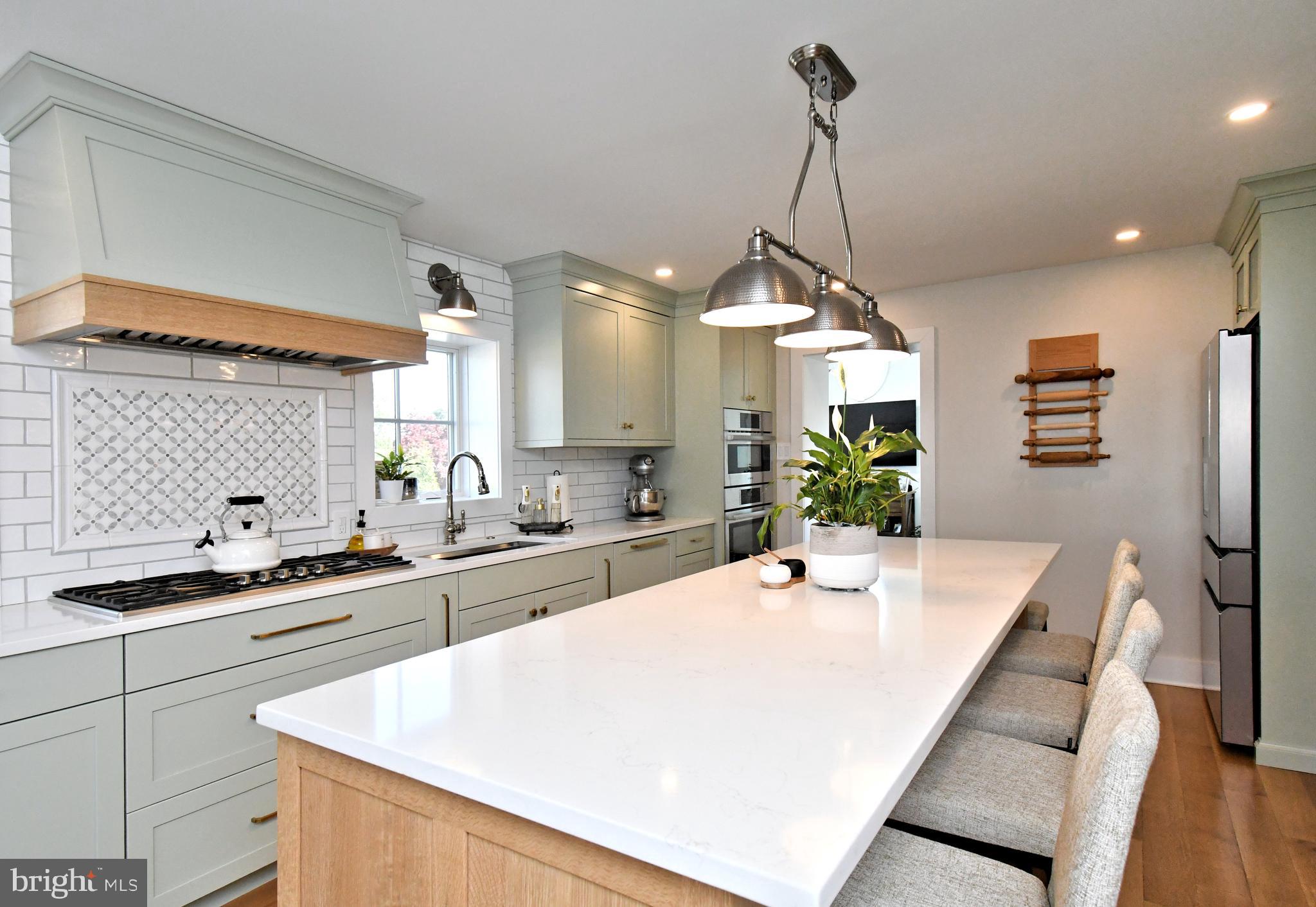 HOLLYWOOD - Residential