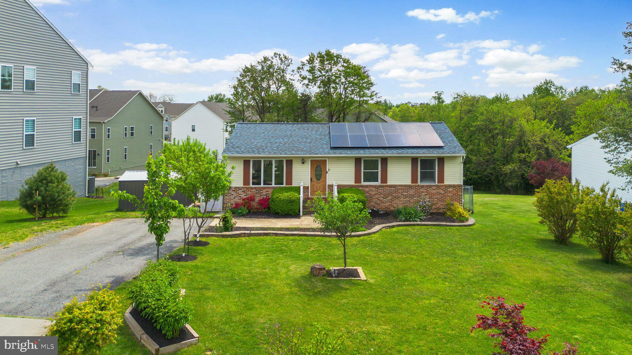 DAMASCUS OUTSIDE - Residential