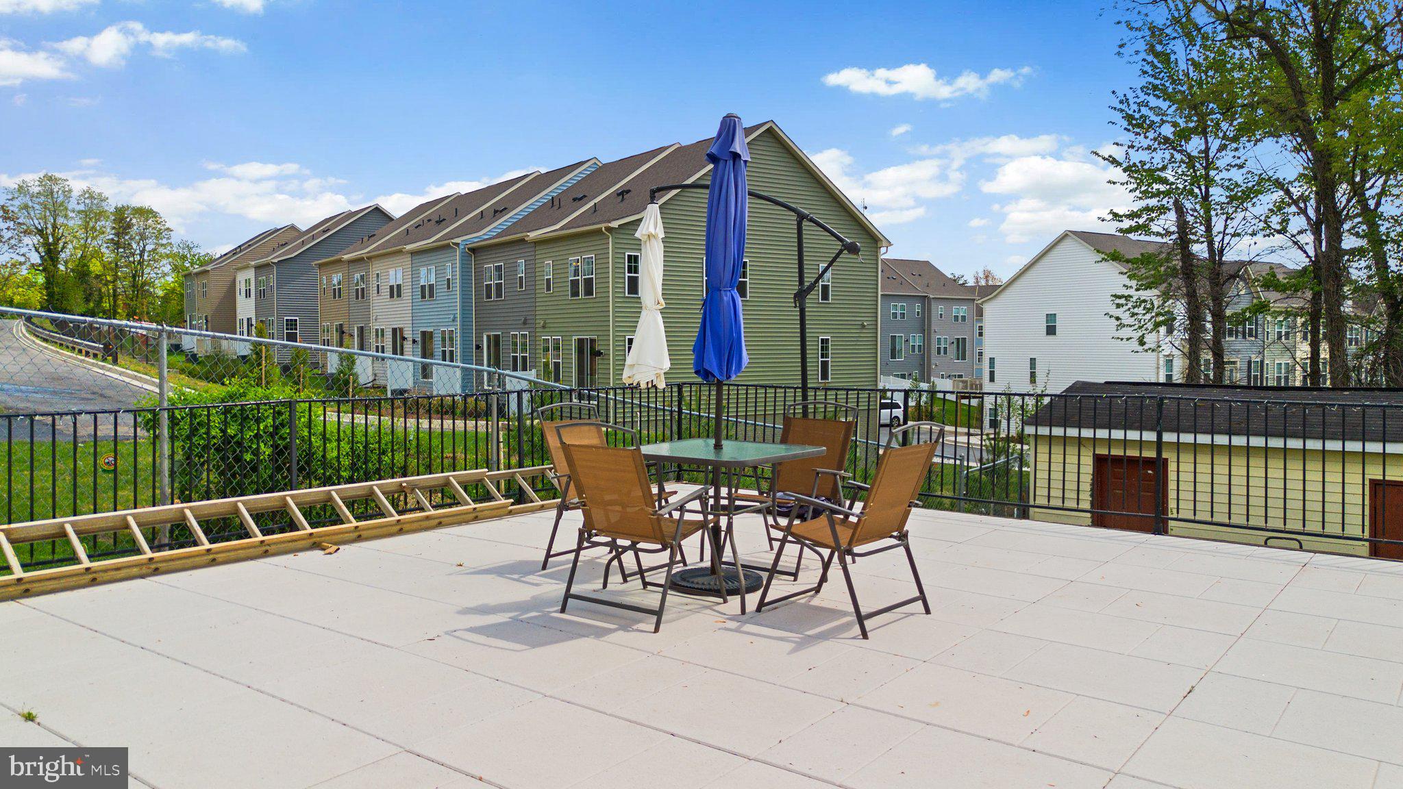 DAMASCUS OUTSIDE - Residential