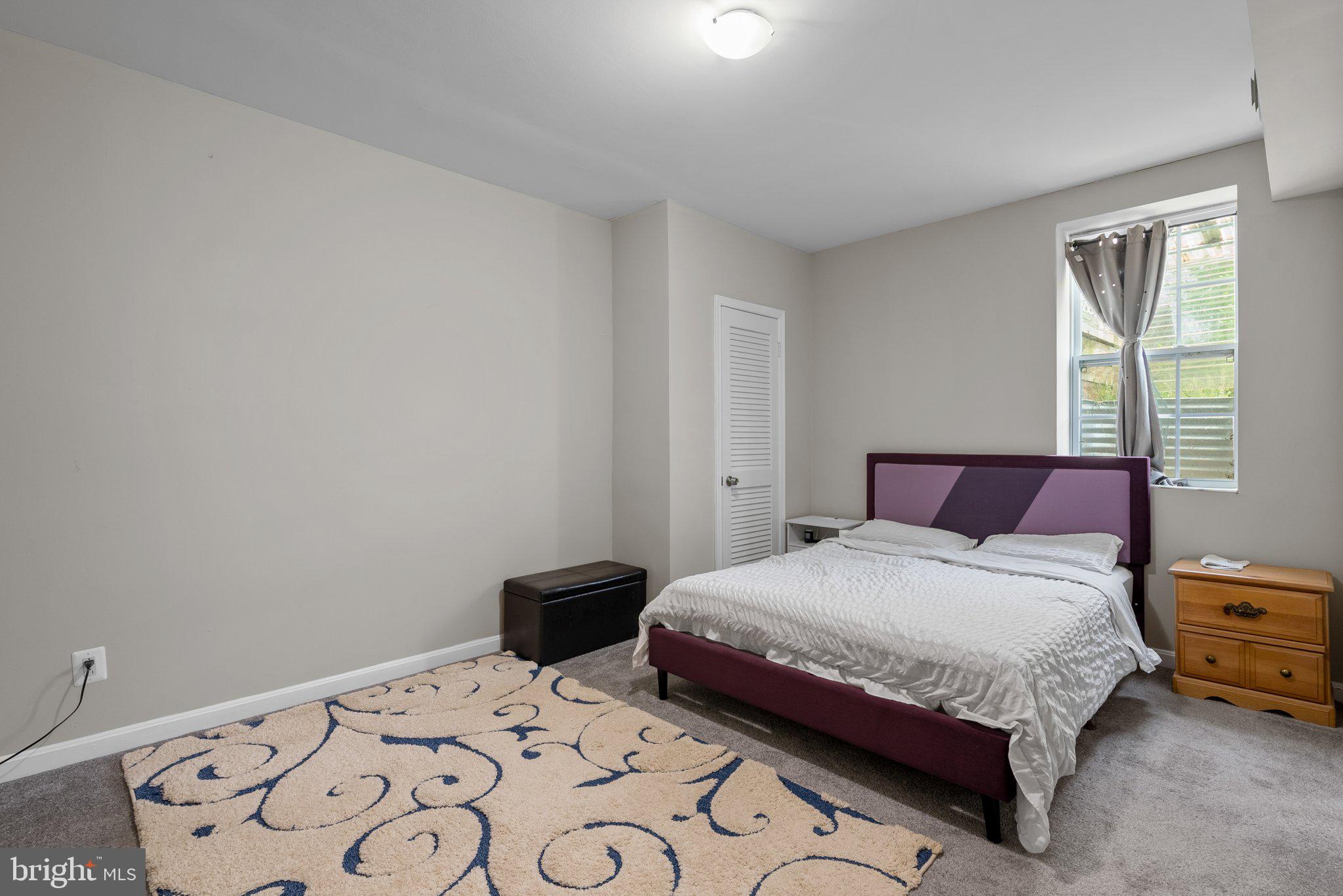 DAMASCUS OUTSIDE - Residential