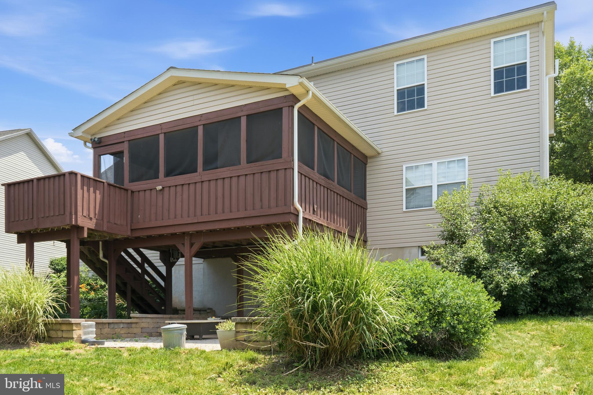 1325 SADDLEBACK ROAD