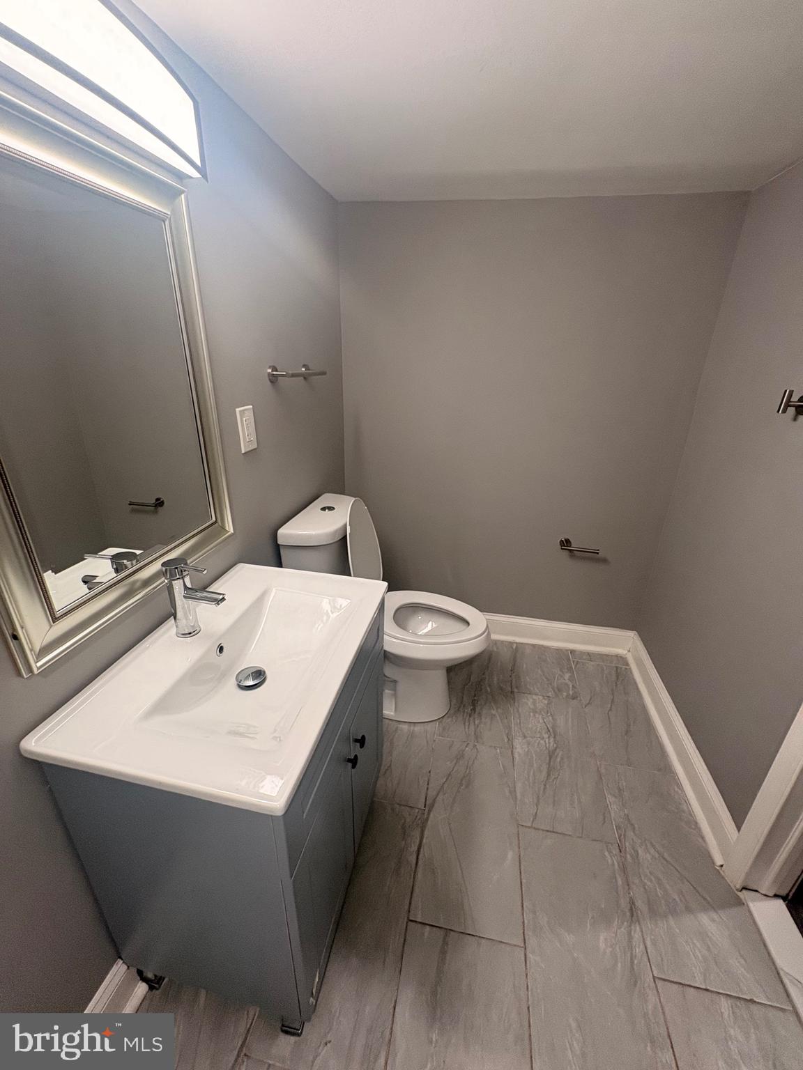 MEDFIELD - Residential